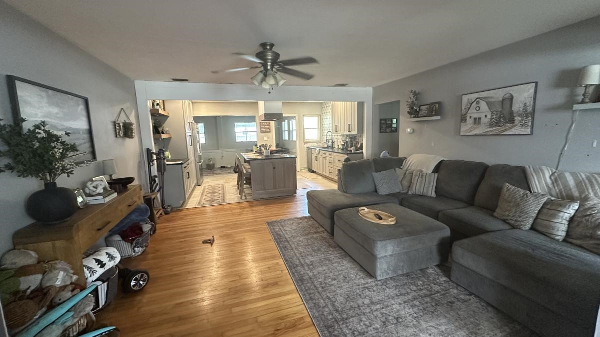 Image 6 of 7 For 4208 Vermont Blvd