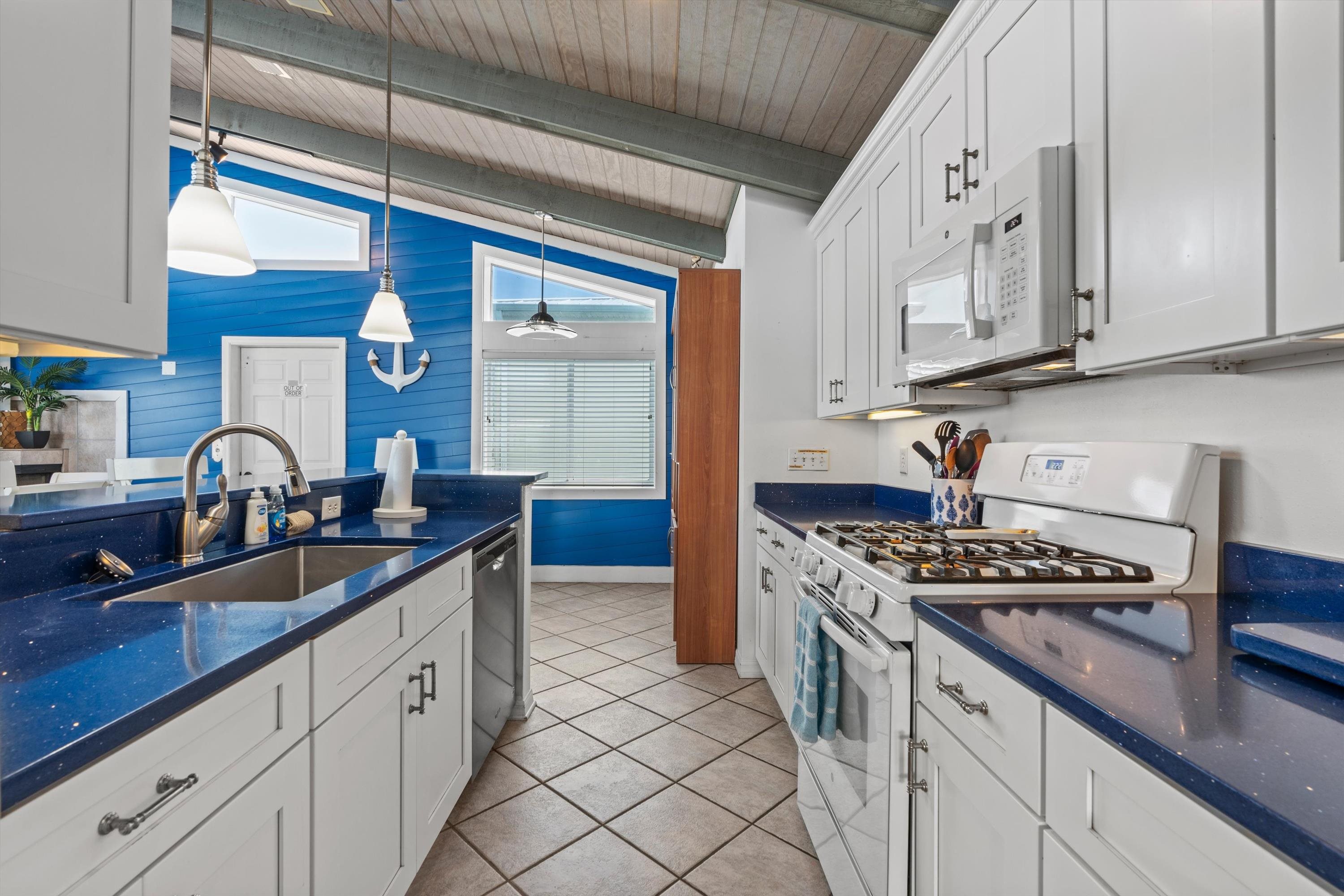 Image 15 of 36 For 5473 Pelican Way