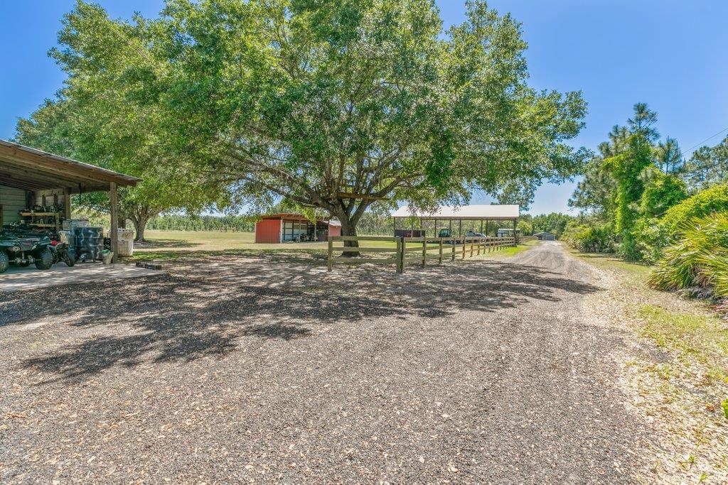 Image 13 of 48 For 641 State Rd 100 E Unit B