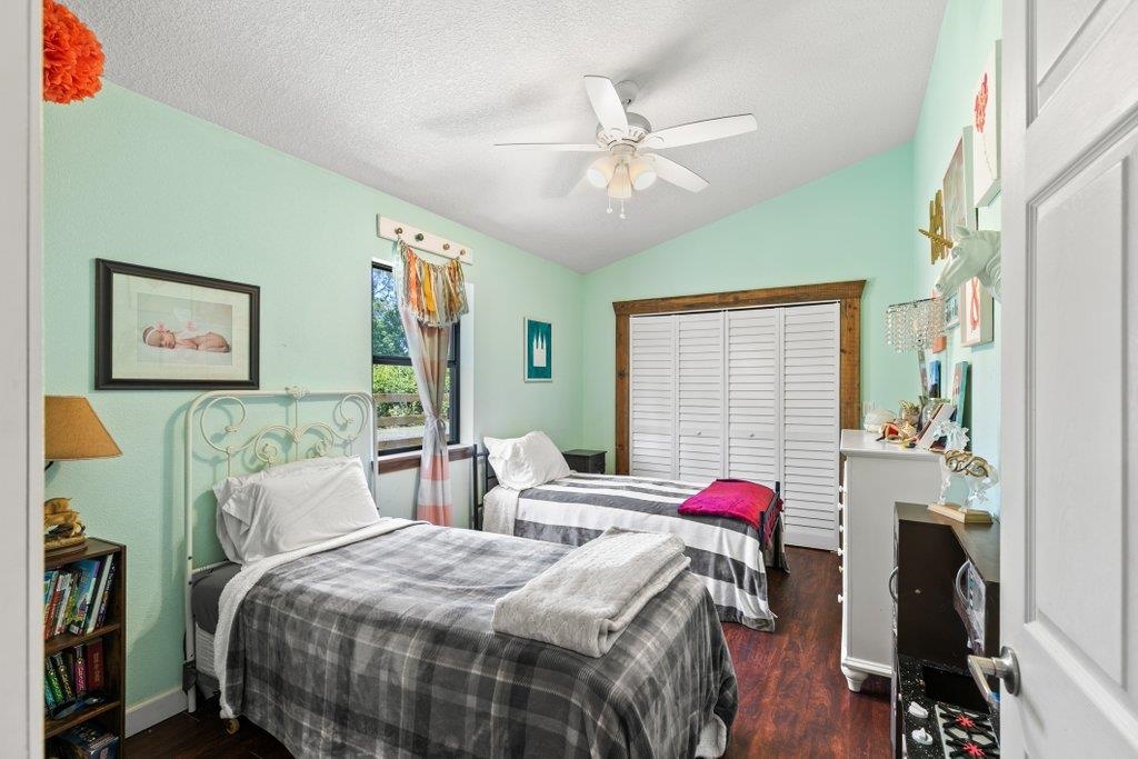 Image 31 of 48 For 641 State Rd 100 E Unit B