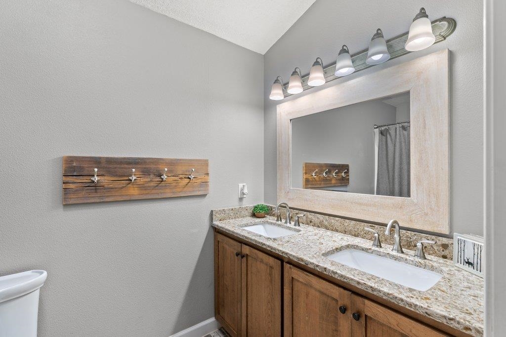 Image 32 of 48 For 641 State Rd 100 E Unit B