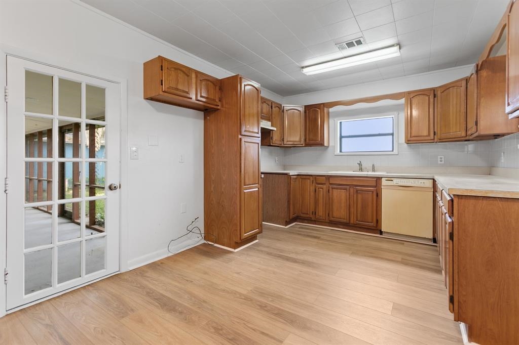 Image 22 of 36 For 13585 County Road 13 N