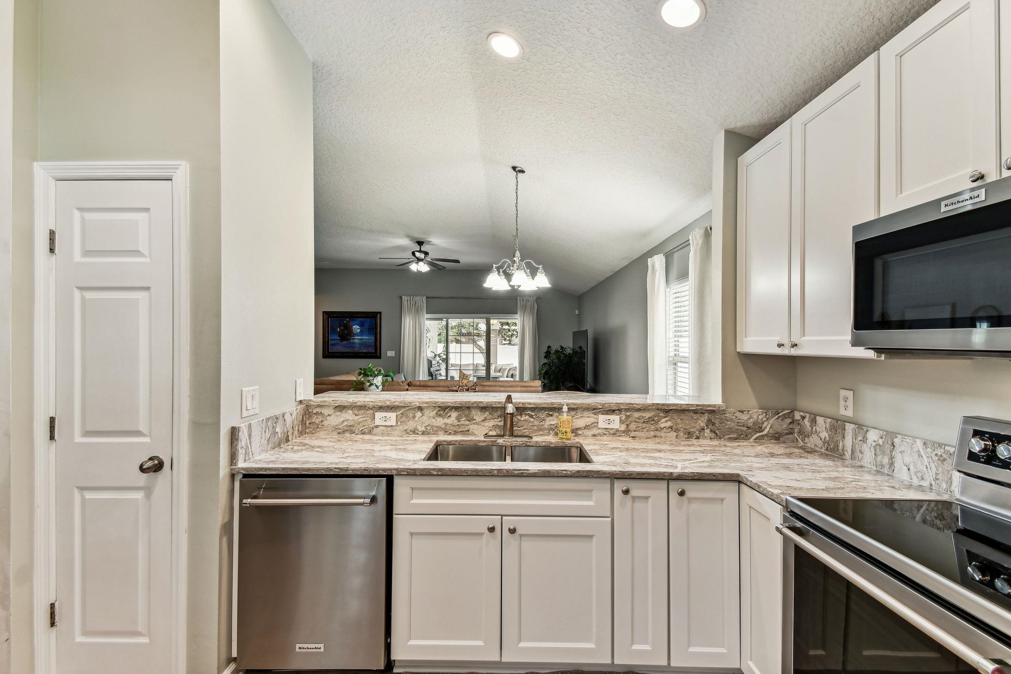 Image 6 of 55 For 129 Pine Arbor Cir
