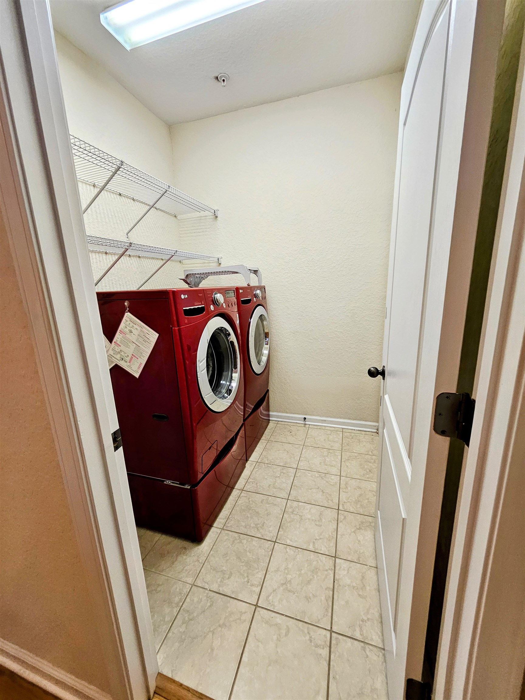 Image 16 of 19 For 130 Bayberry Cir  1501