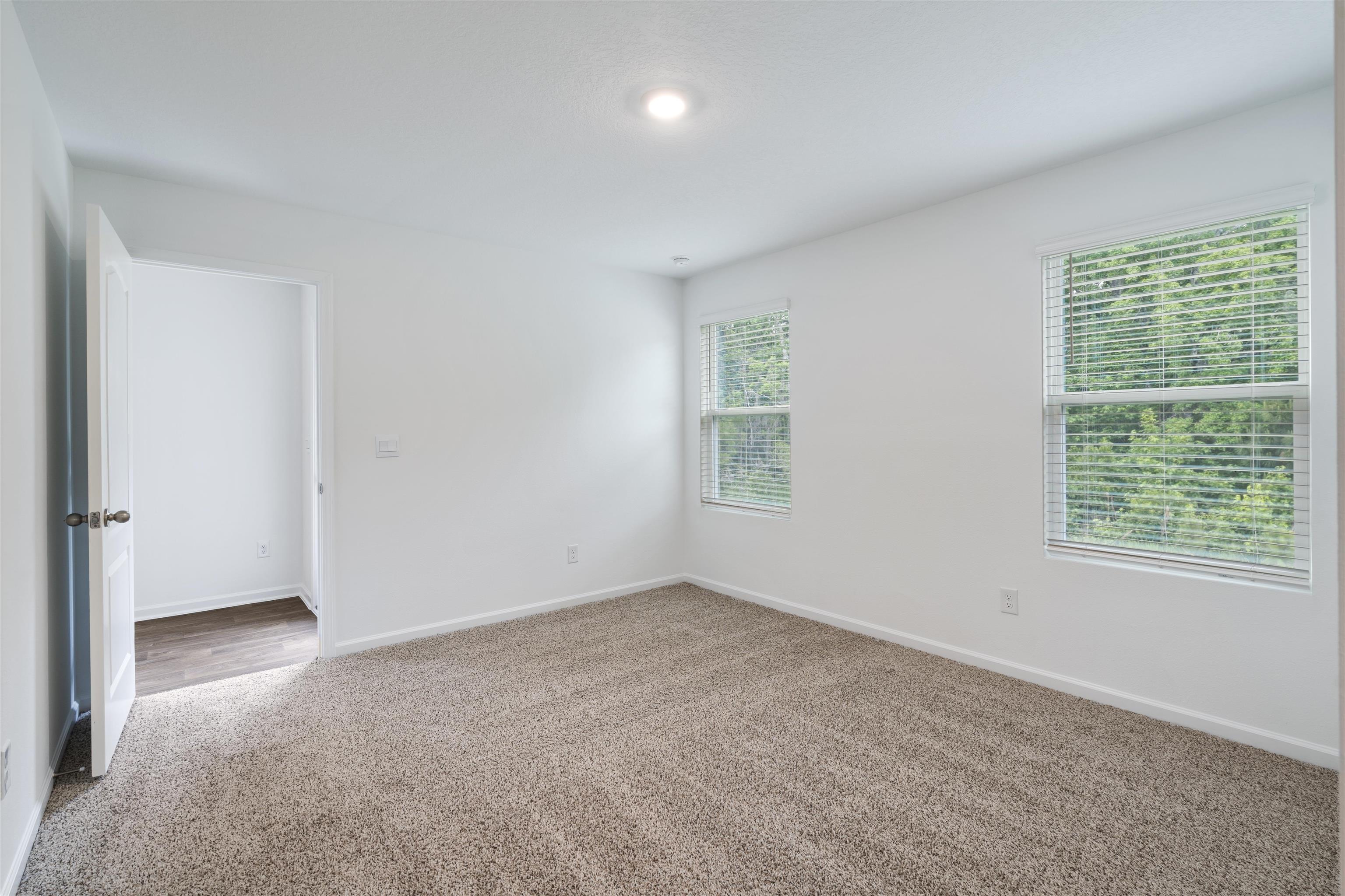 Image 10 of 40 For 861 Orellana Road