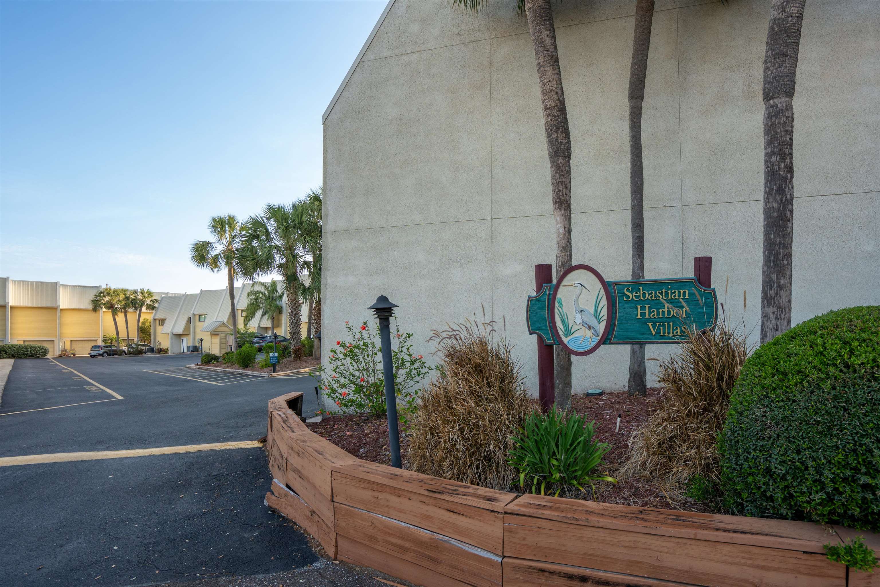 Image 50 of 50 For 903 S Ponce De Leon Blvd