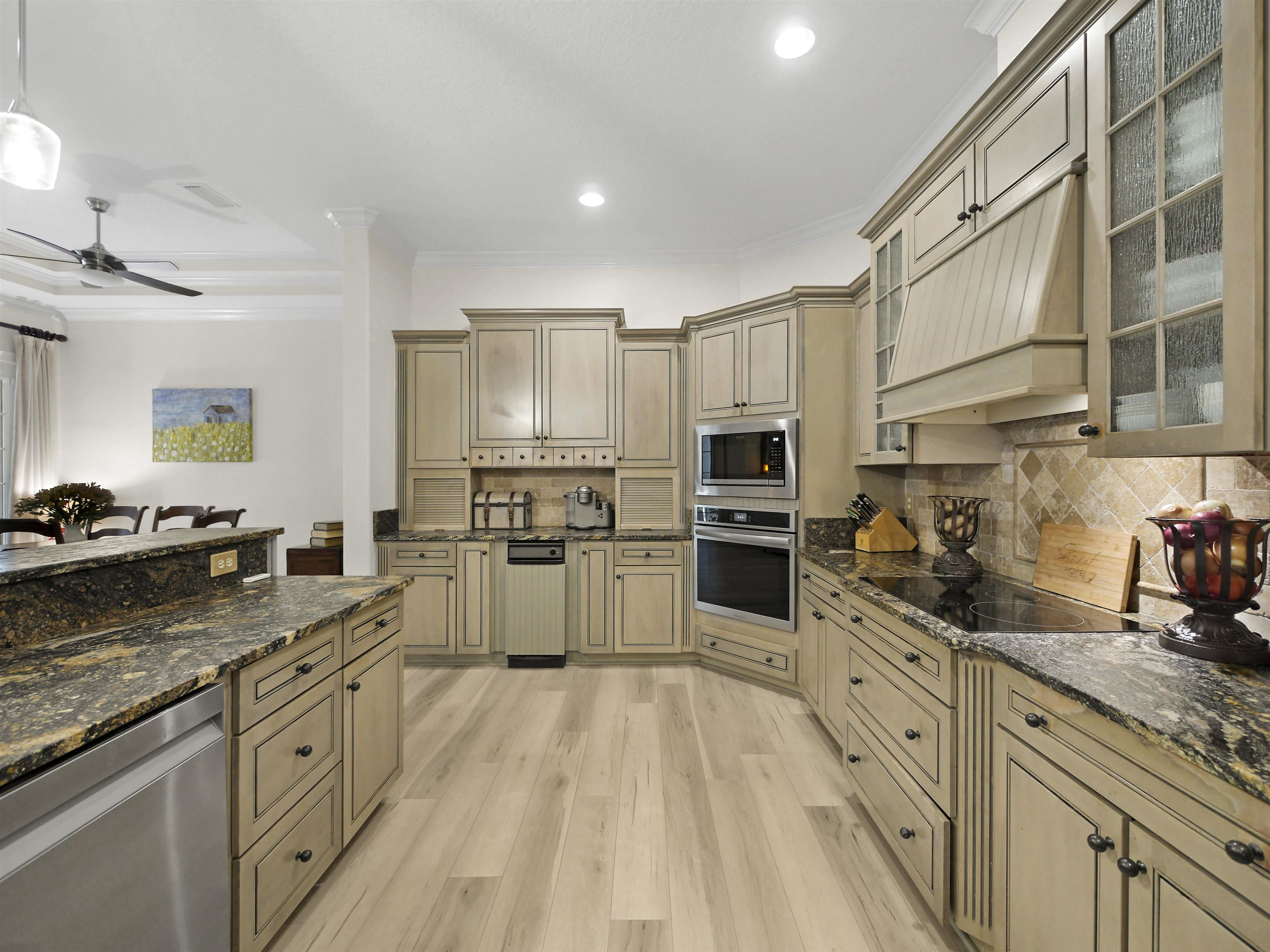 Image 17 of 48 For 476 Ocean Forest Dr