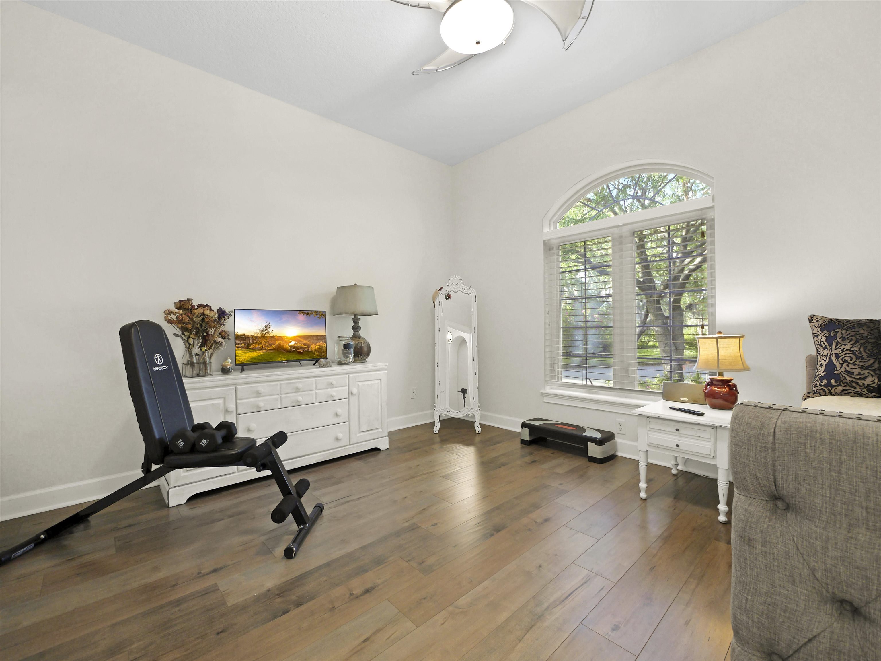 Image 29 of 48 For 476 Ocean Forest Dr