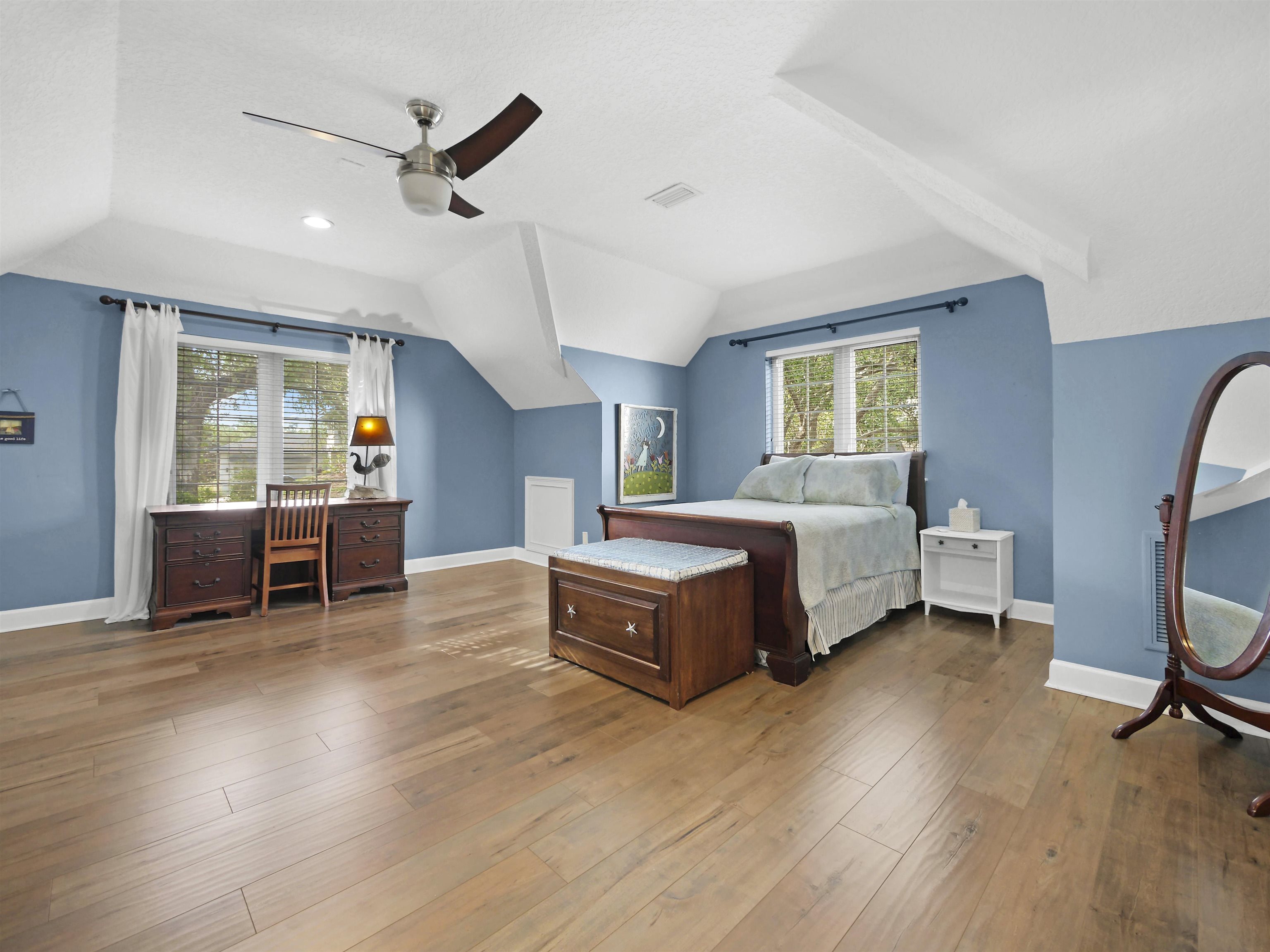 Image 31 of 48 For 476 Ocean Forest Dr