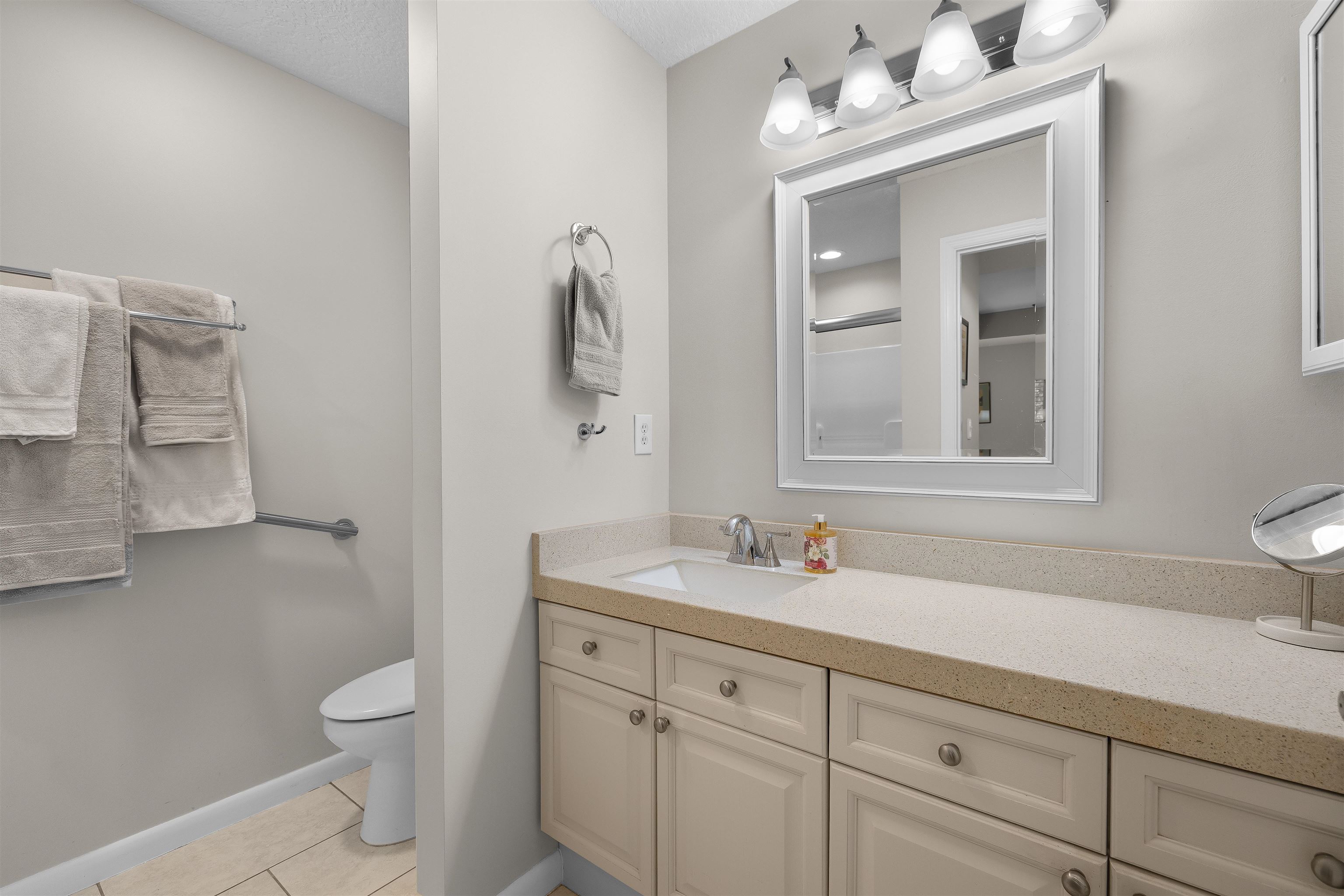 Image 20 of 36 For 113 Laurel Wood Way  101