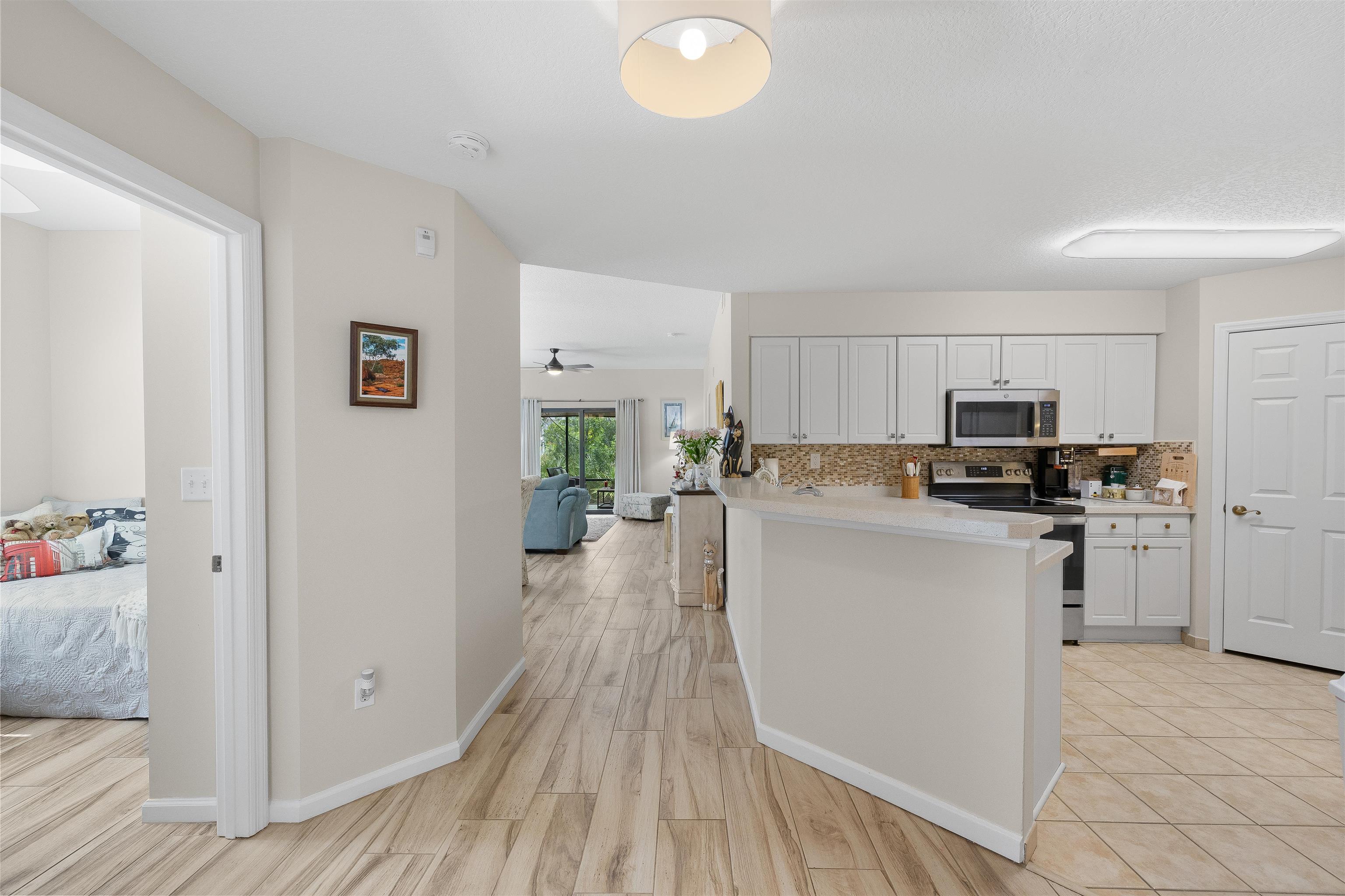 Image 5 of 36 For 113 Laurel Wood Way  101
