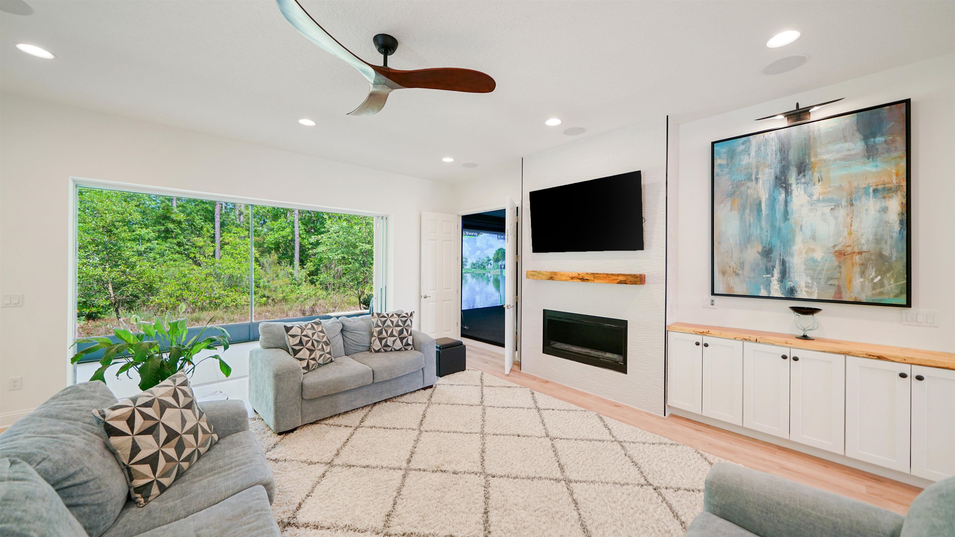 Image 19 of 98 For 458 Tortola Way