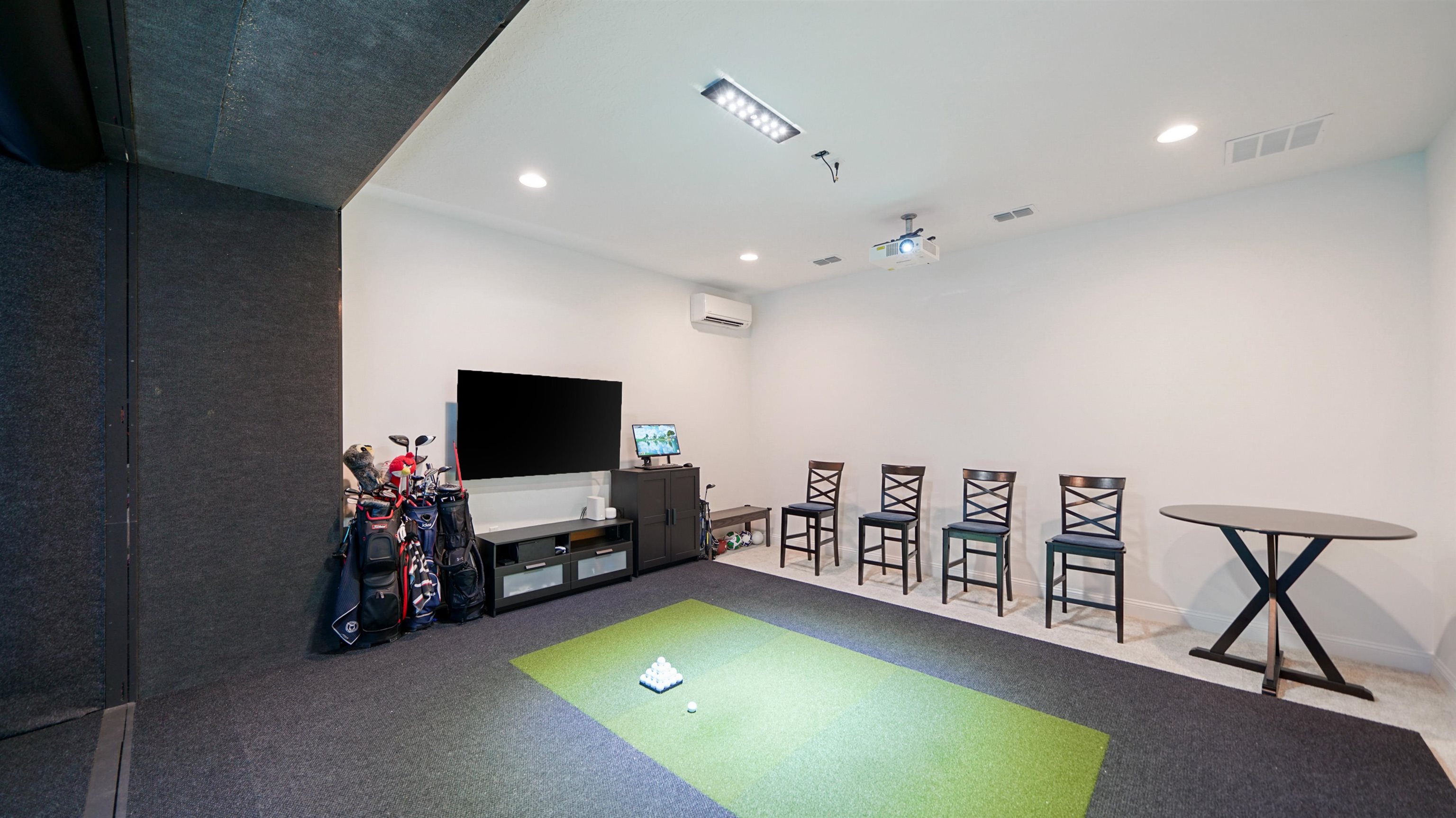 Image 4 of 98 For 458 Tortola Way