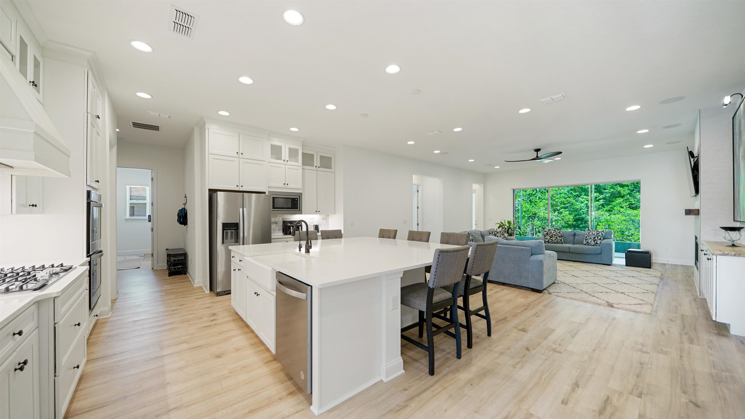 Image 8 of 98 For 458 Tortola Way