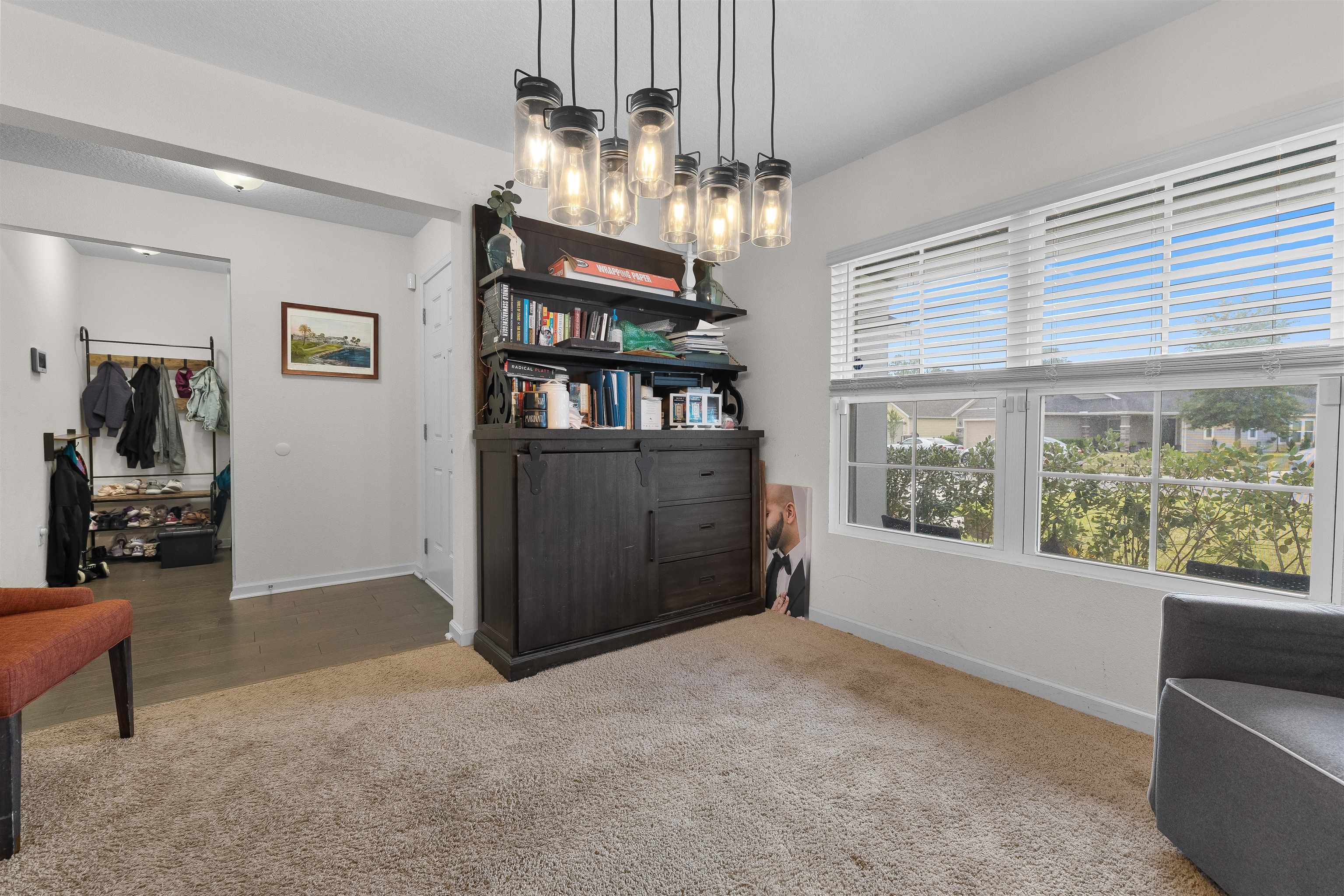 Image 13 of 43 For 121 Sawmill Forest Ct