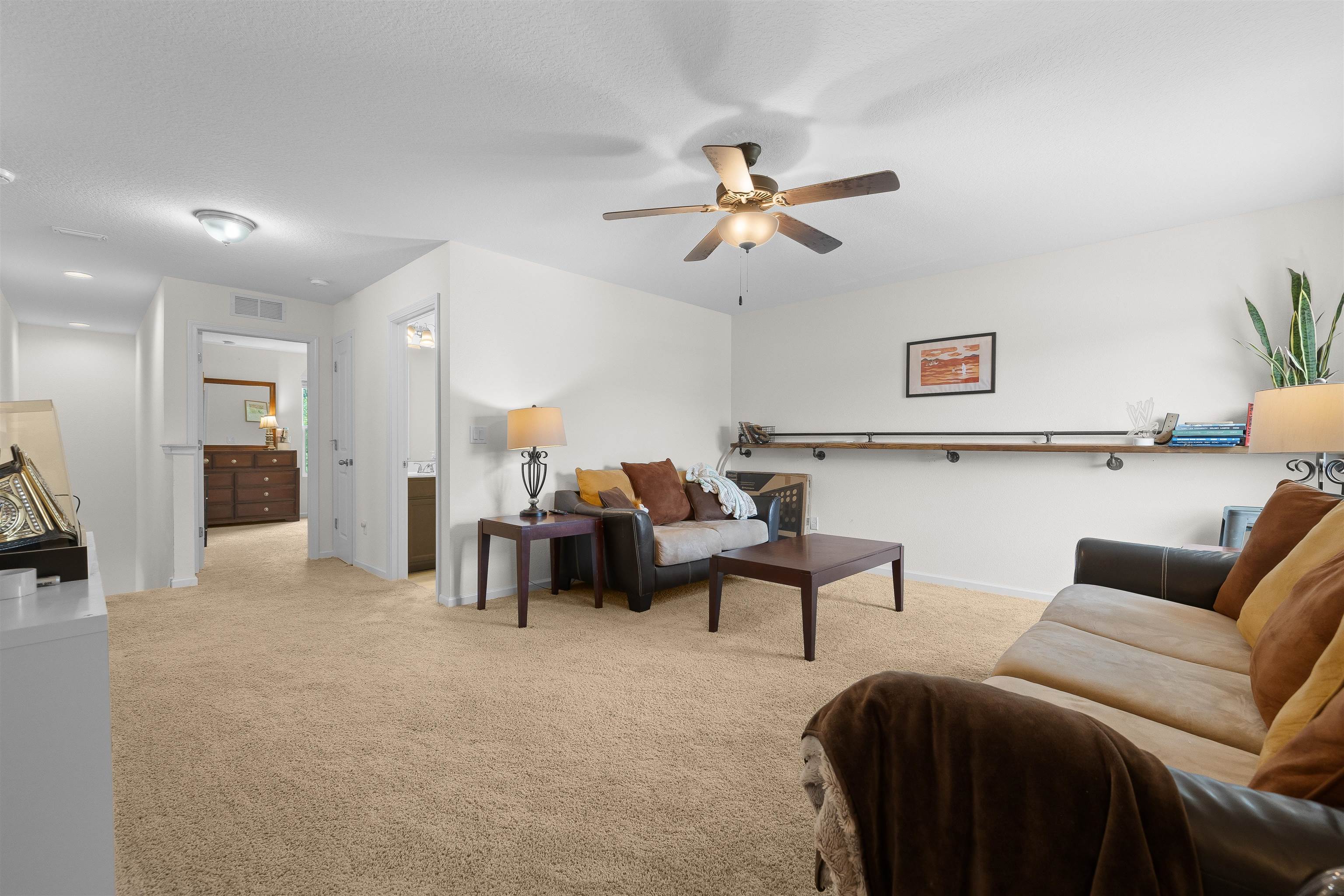 Image 26 of 43 For 121 Sawmill Forest Ct