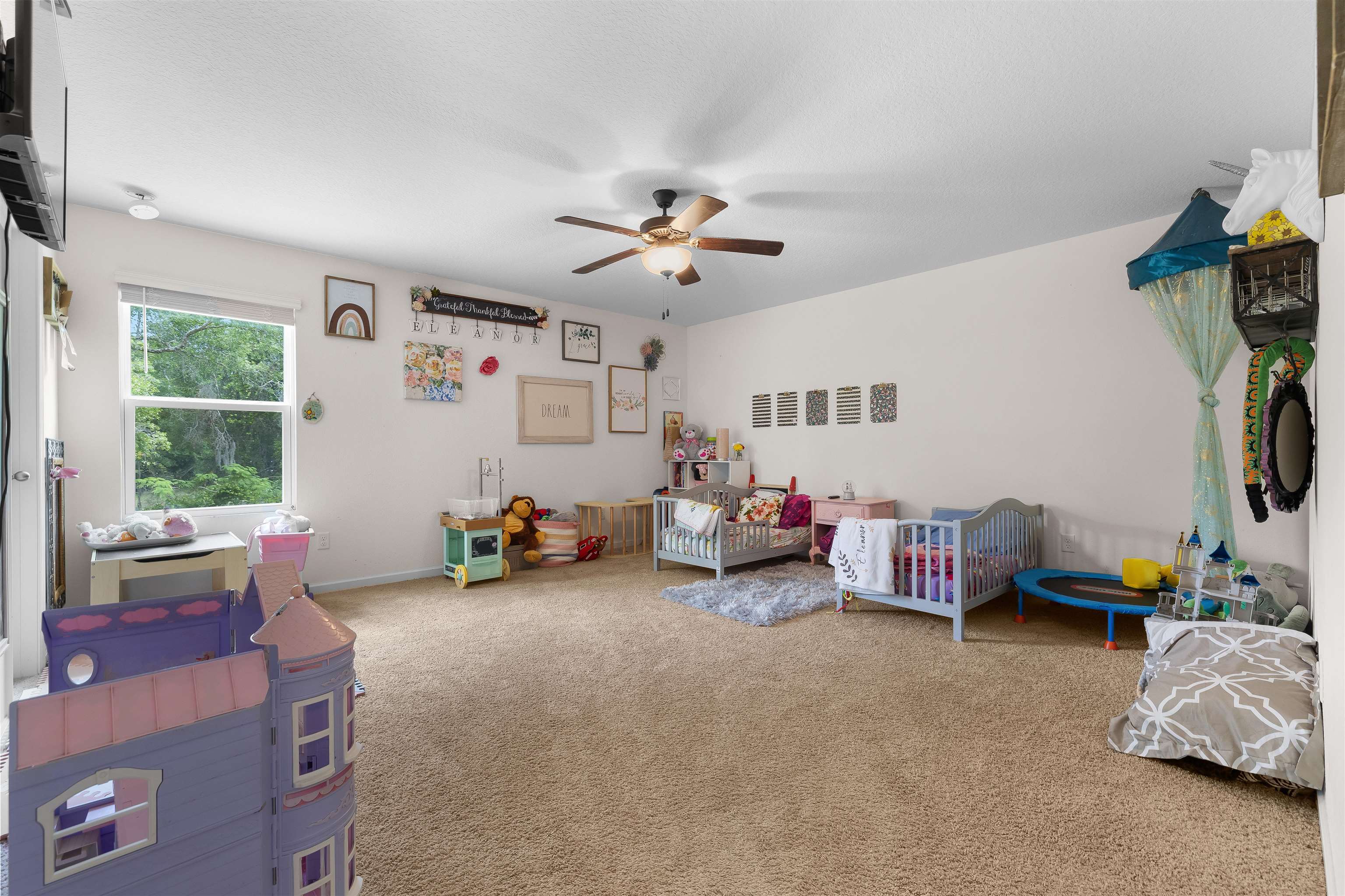 Image 35 of 43 For 121 Sawmill Forest Ct