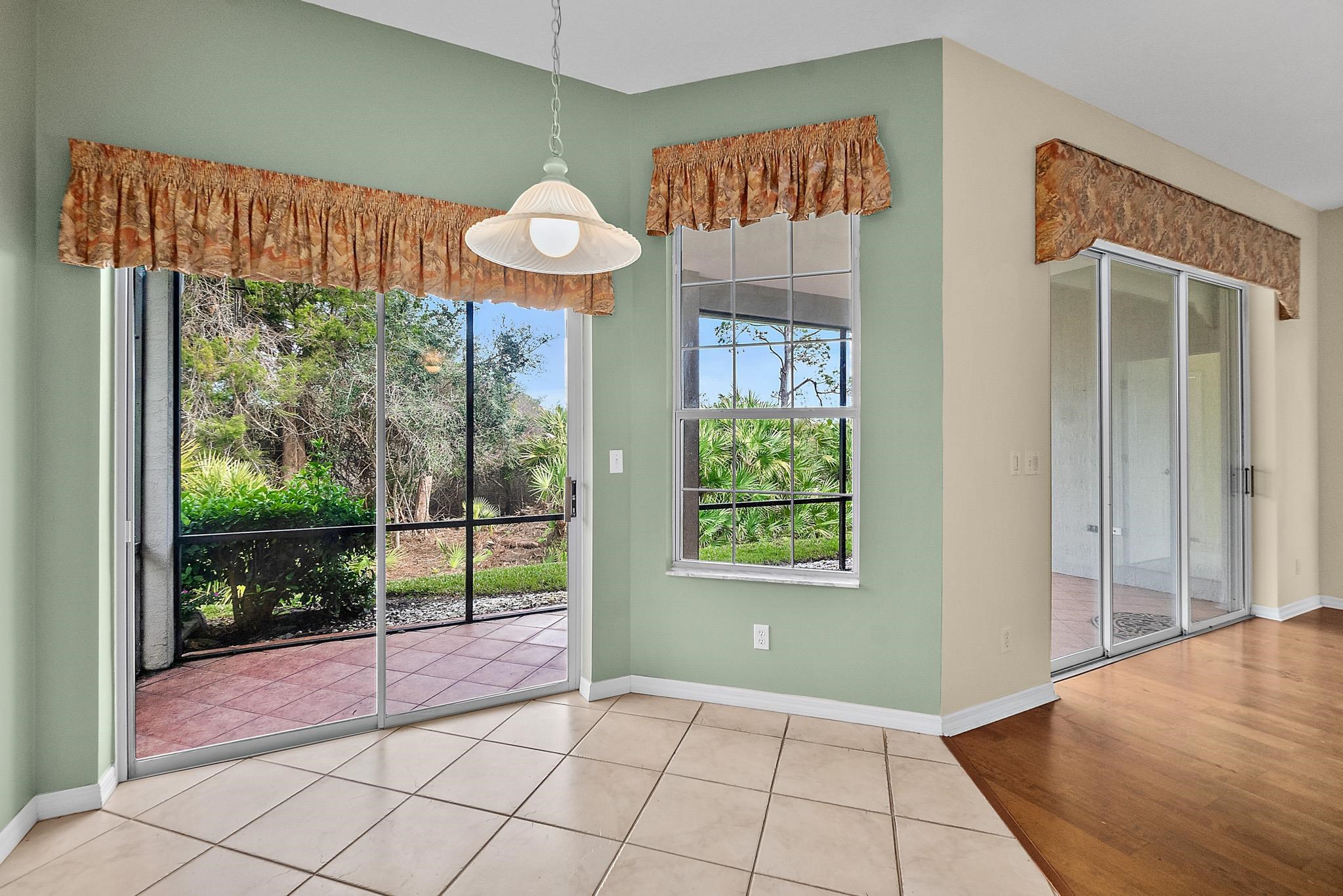 Image 16 of 49 For 644 Casa Fuerta Ln
