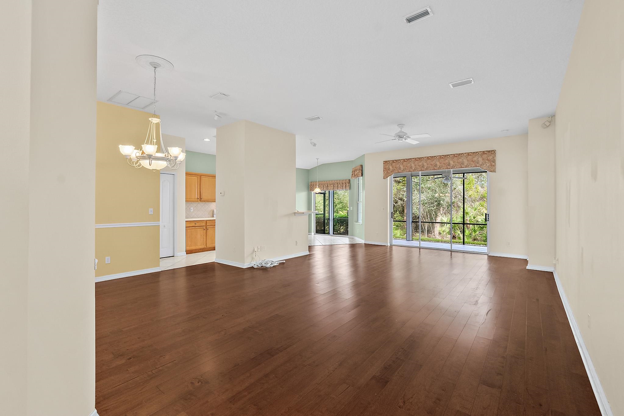 Image 7 of 49 For 644 Casa Fuerta Ln