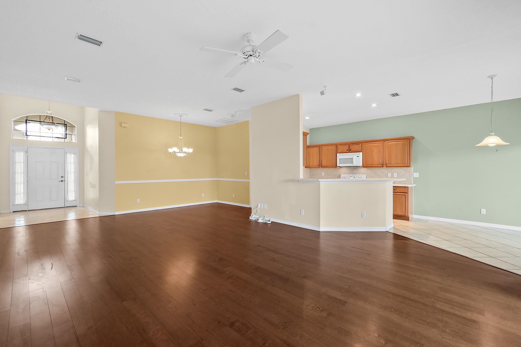 Image 9 of 49 For 644 Casa Fuerta Ln