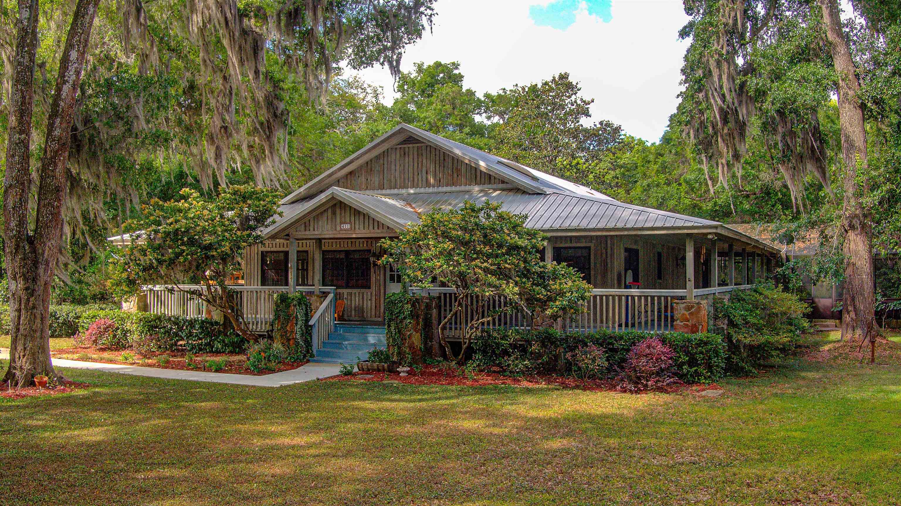 Details for 411 Woodbluff Ter, St Augustine, FL 32086