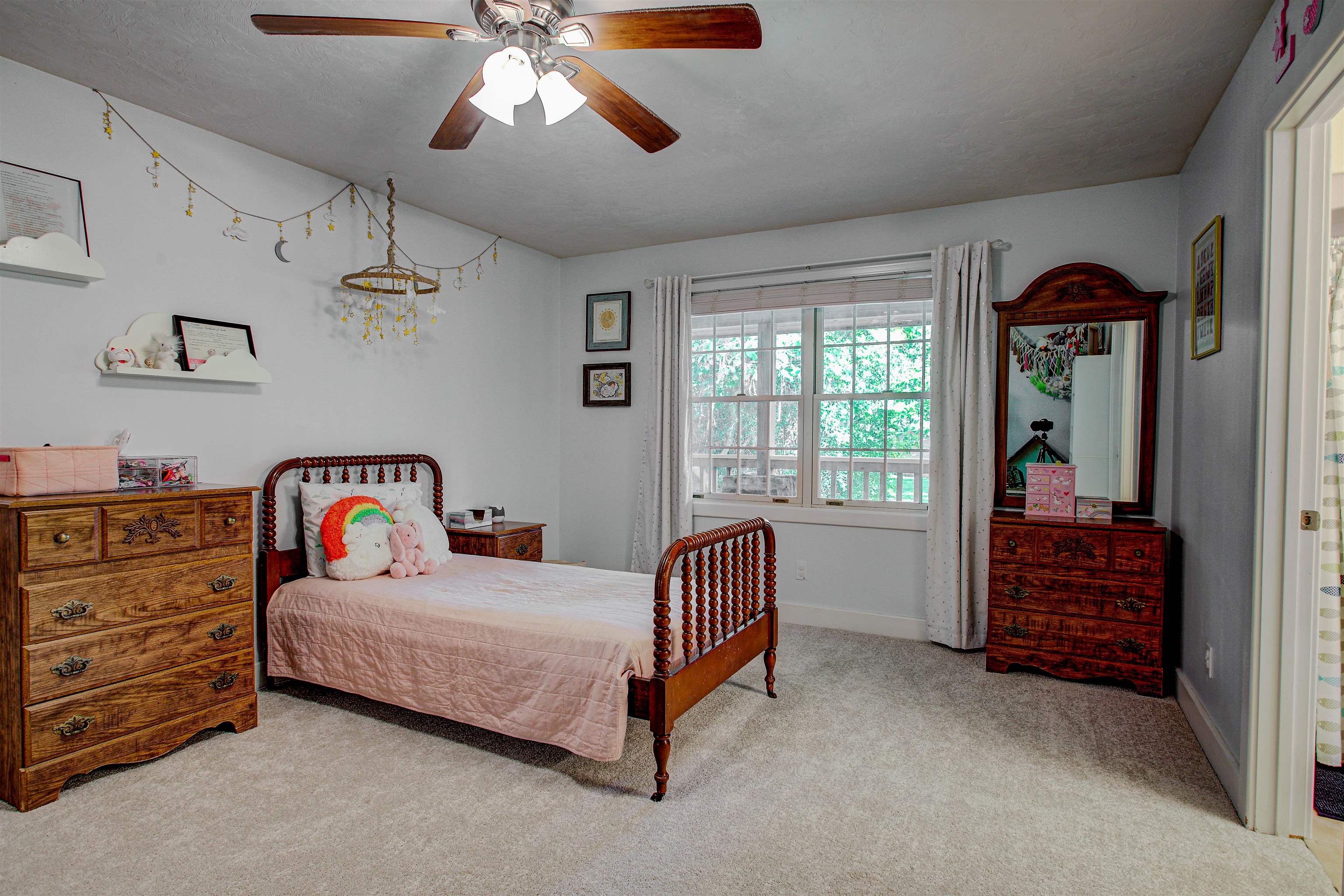 Image 21 of 50 For 411 Woodbluff Ter