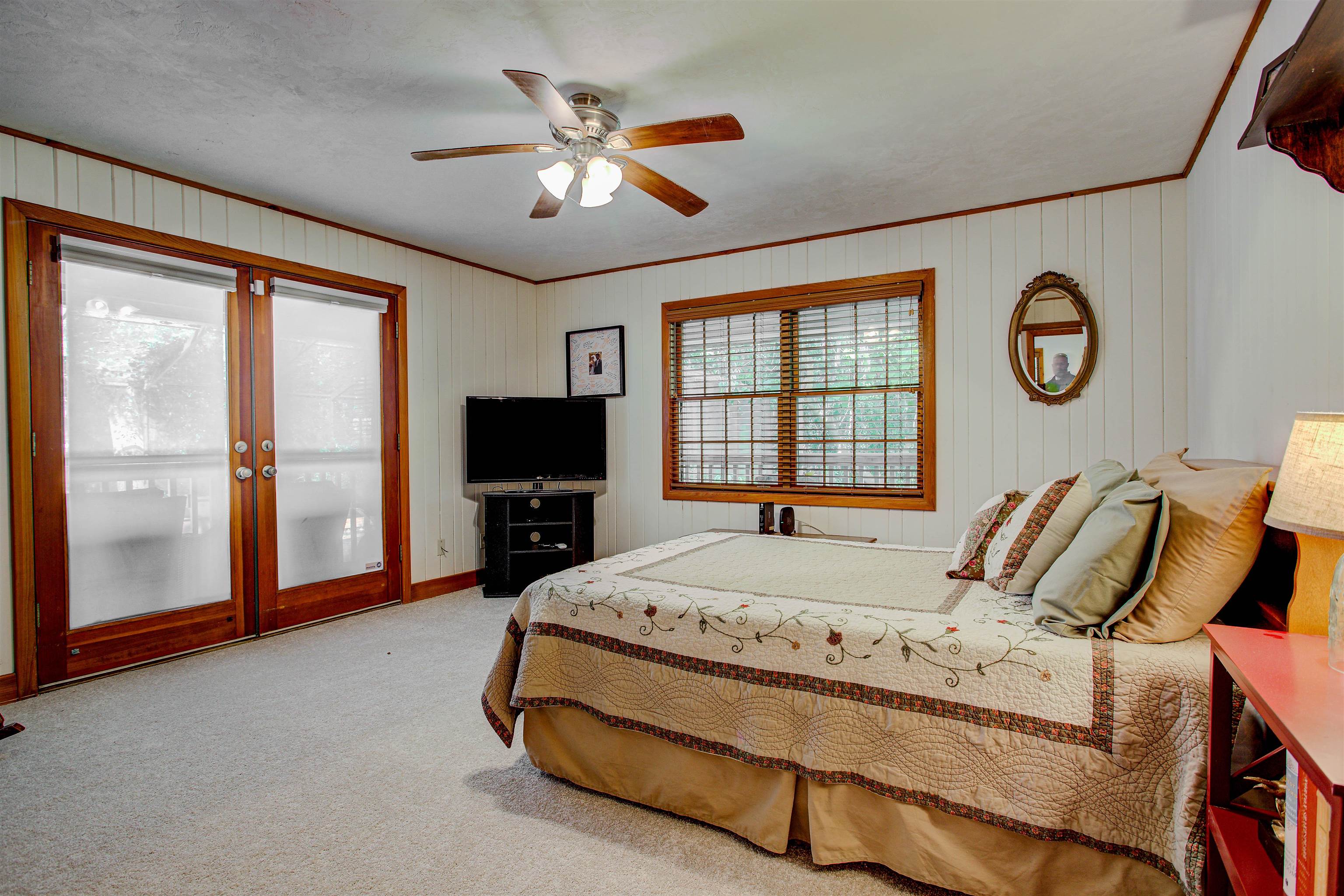 Image 23 of 50 For 411 Woodbluff Ter