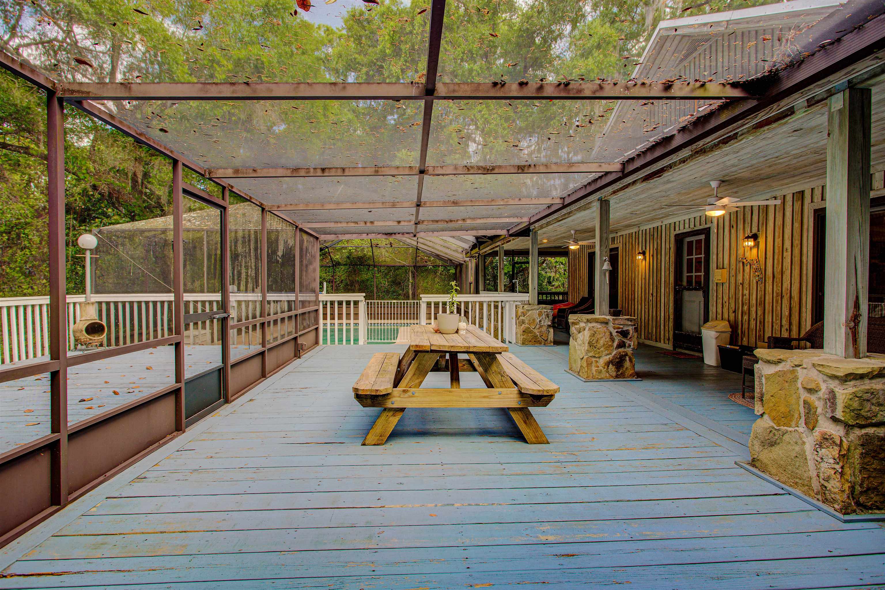 Image 41 of 50 For 411 Woodbluff Ter