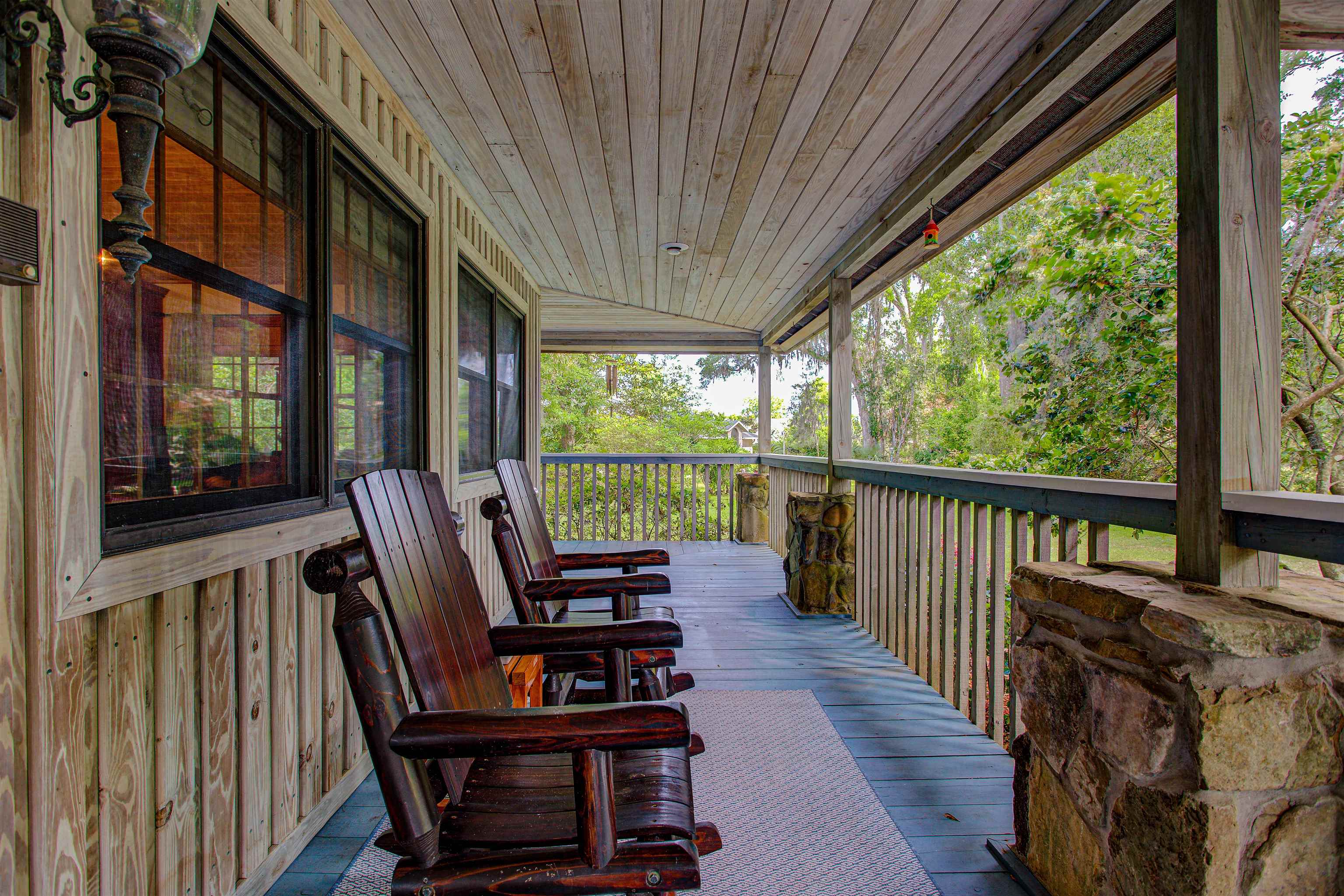 Image 6 of 50 For 411 Woodbluff Ter