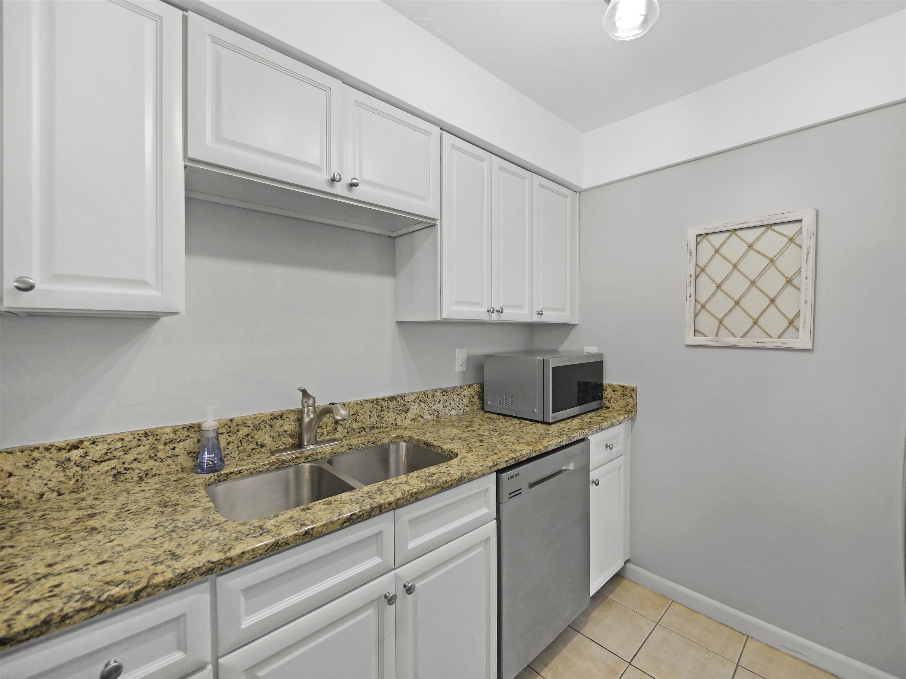 Image 11 of 26 For 129 Rio Del Mar Street  C