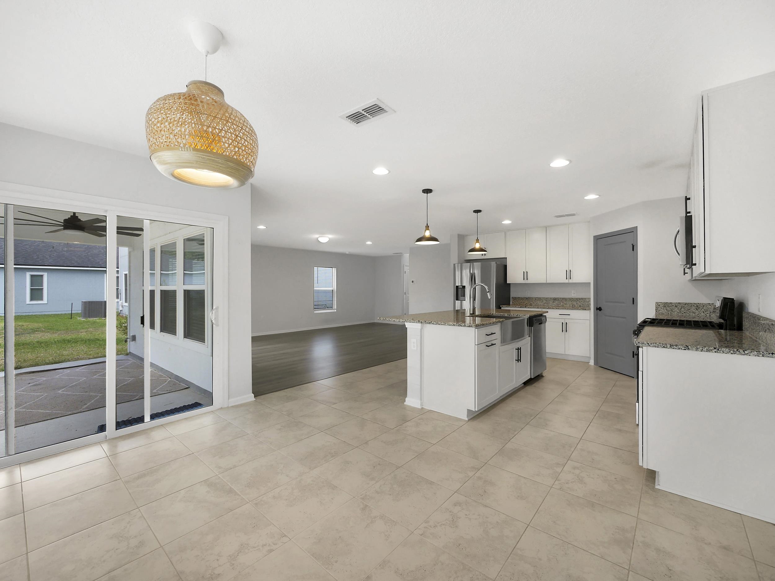 Image 21 of 56 For 597 Meadow Ridge Dr