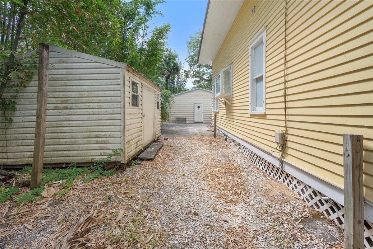 Image 36 of 48 For 223 Rainey Ave