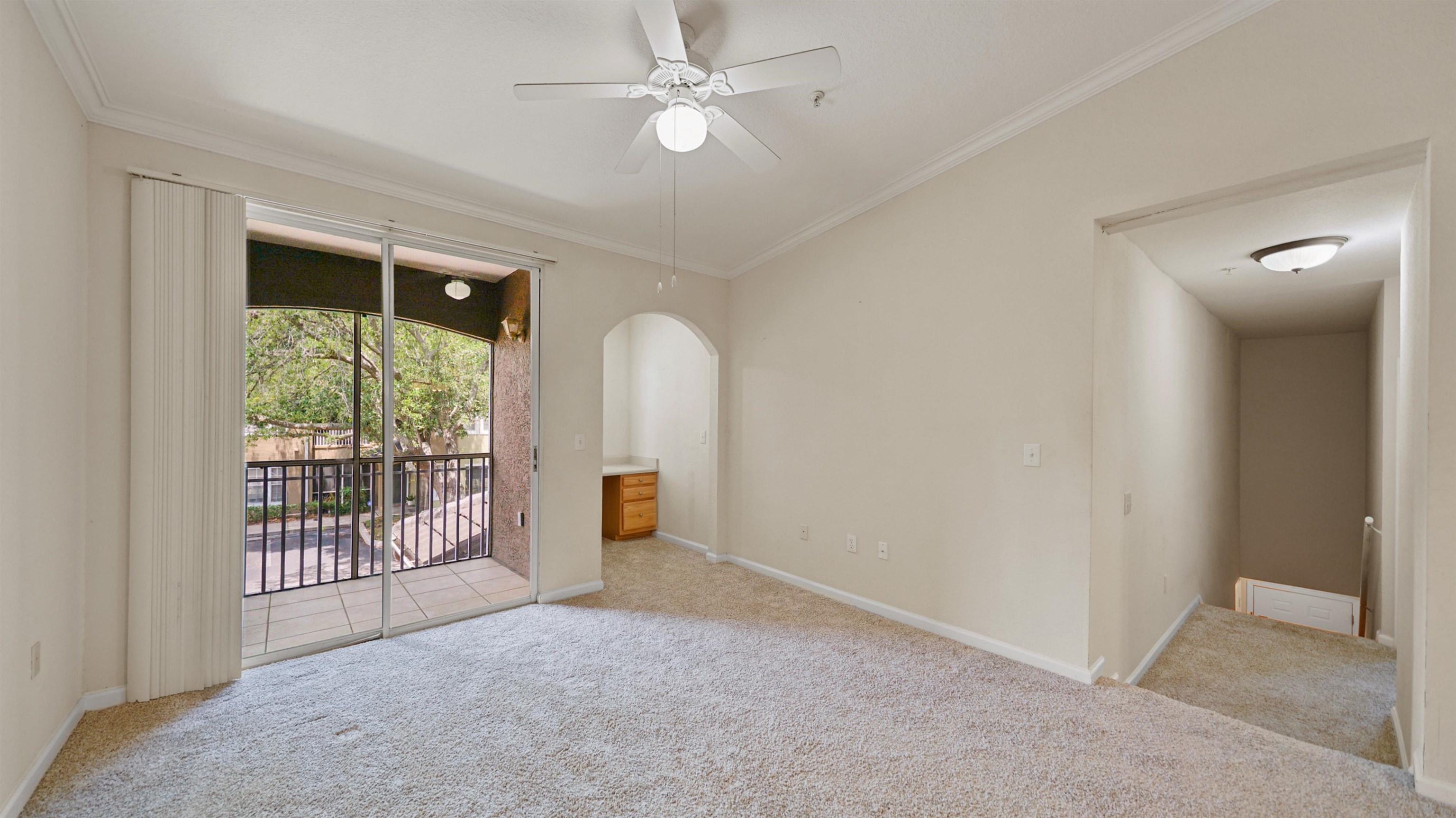 Image 5 of 34 For 10075 Gate Pkwy  1513