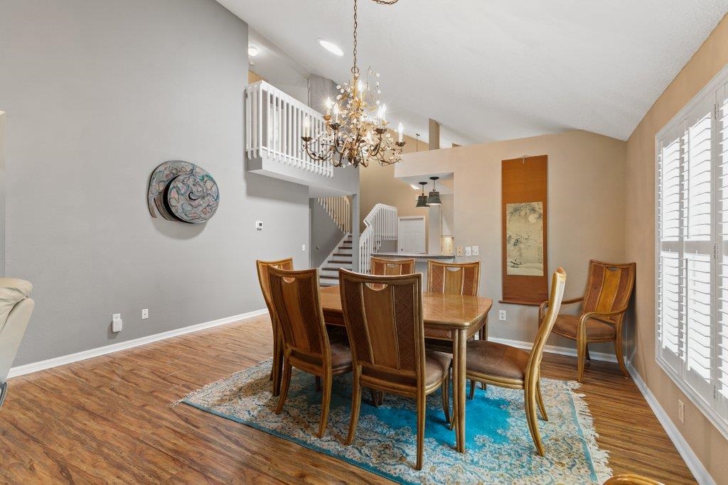 Image 18 of 77 For 123 Lions Gate Dr