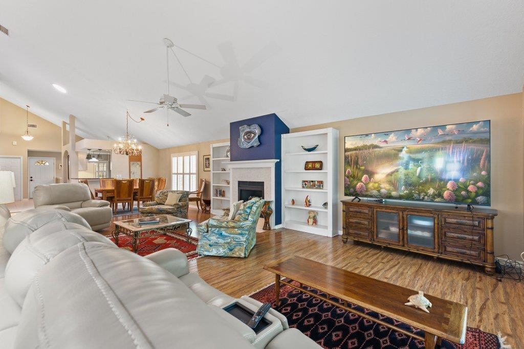 Image 22 of 77 For 123 Lions Gate Dr