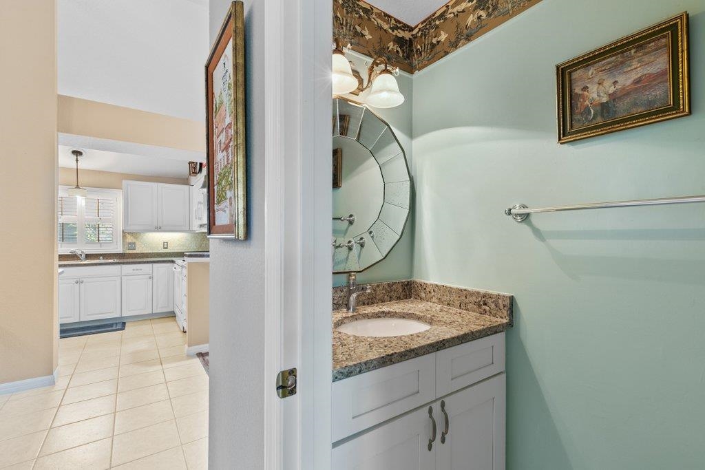 Image 32 of 77 For 123 Lions Gate Dr
