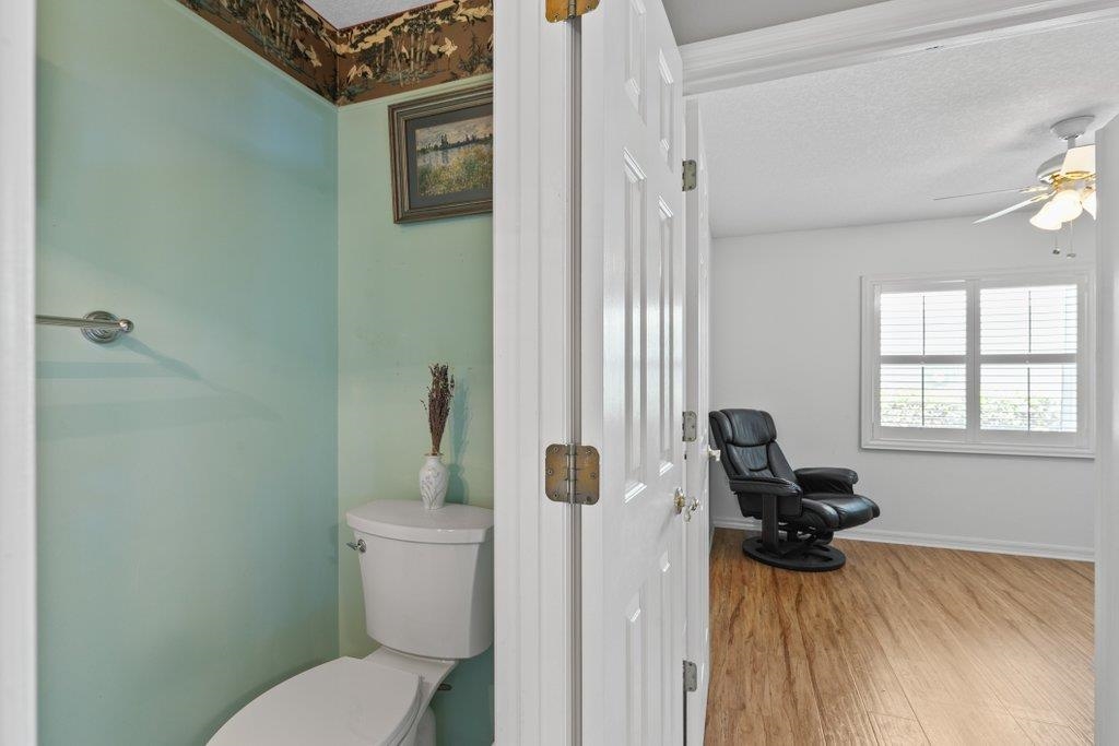 Image 33 of 77 For 123 Lions Gate Dr