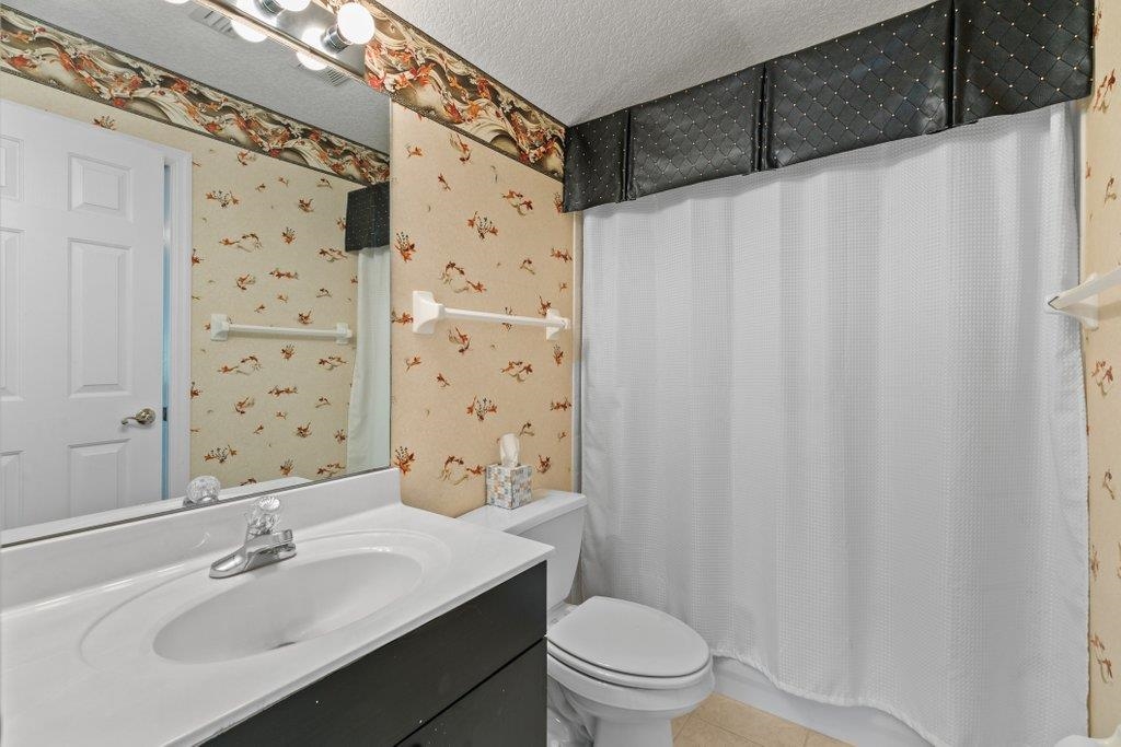 Image 43 of 77 For 123 Lions Gate Dr