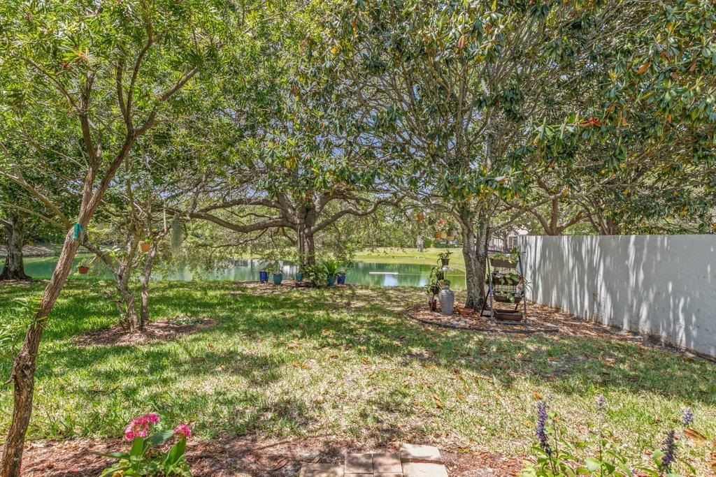 Image 48 of 77 For 123 Lions Gate Dr