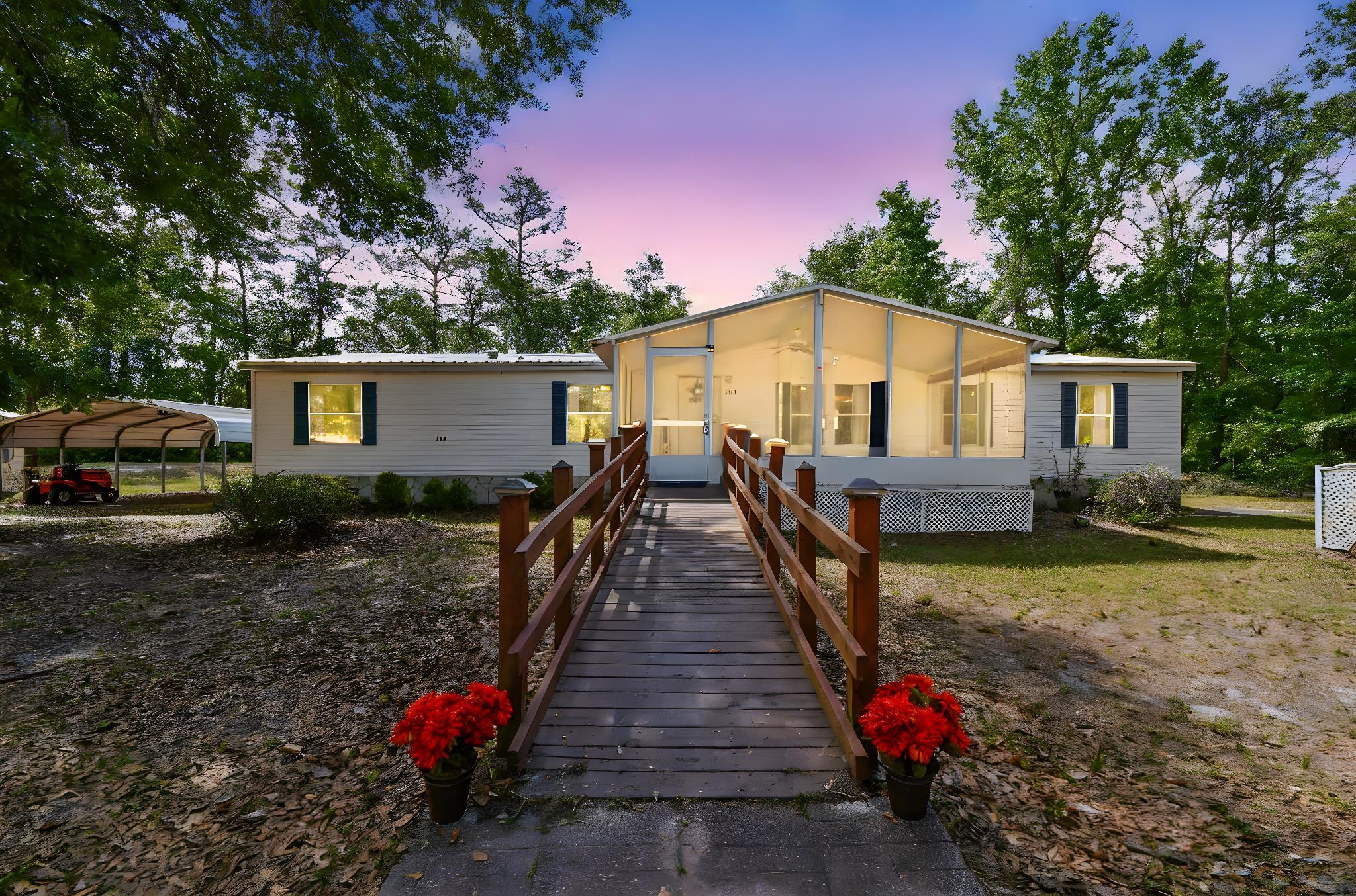 Details for 210 Comer Rd, Palatka, FL 32177