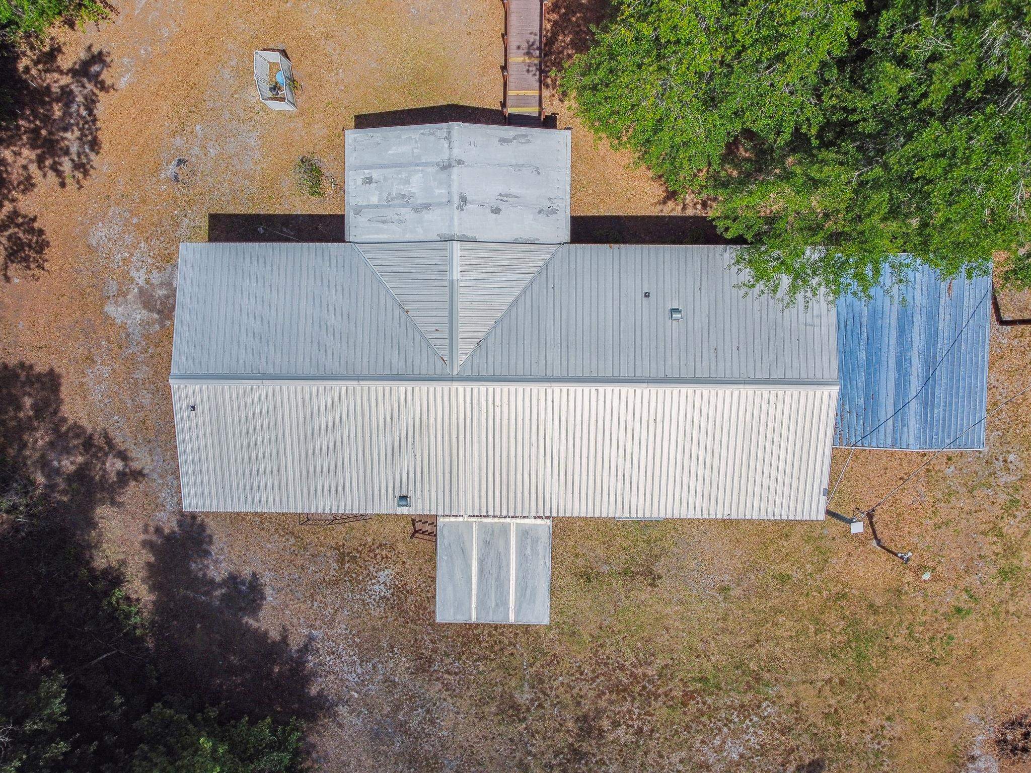 Image 39 of 51 For 210 Comer Rd