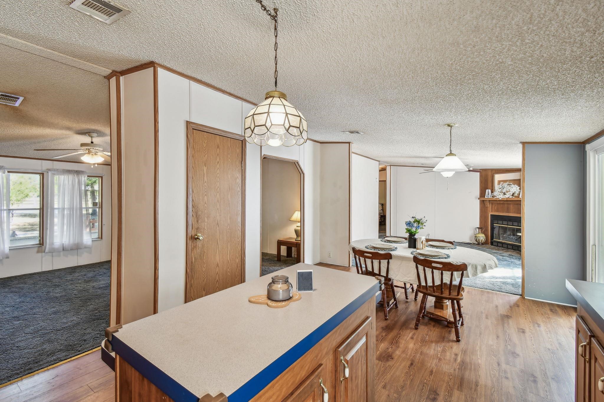 Image 9 of 51 For 210 Comer Rd