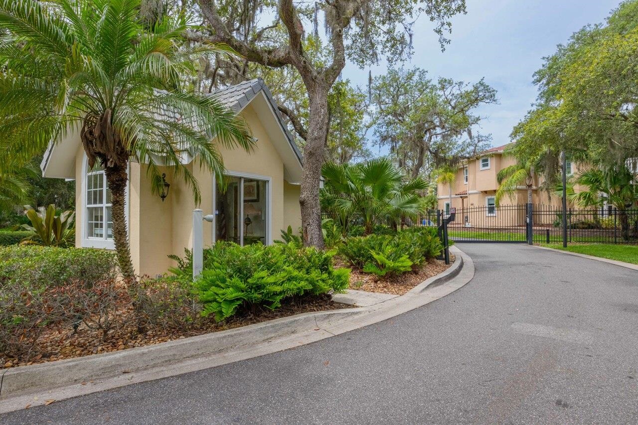 Image 3 of 13 For 102 Spoonbill Point Ct