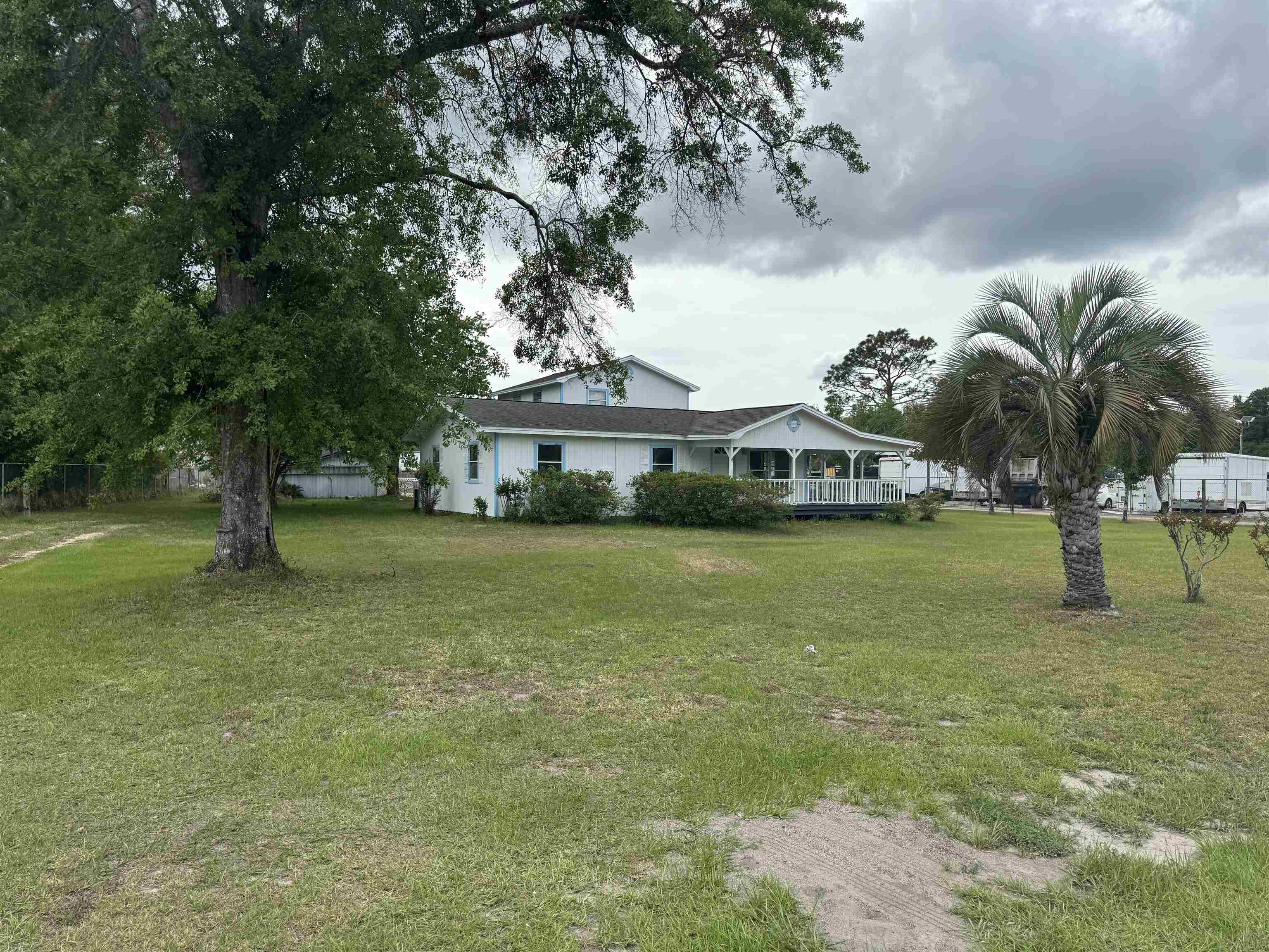 Image 7 of 17 For 5515-5517 Shad Road