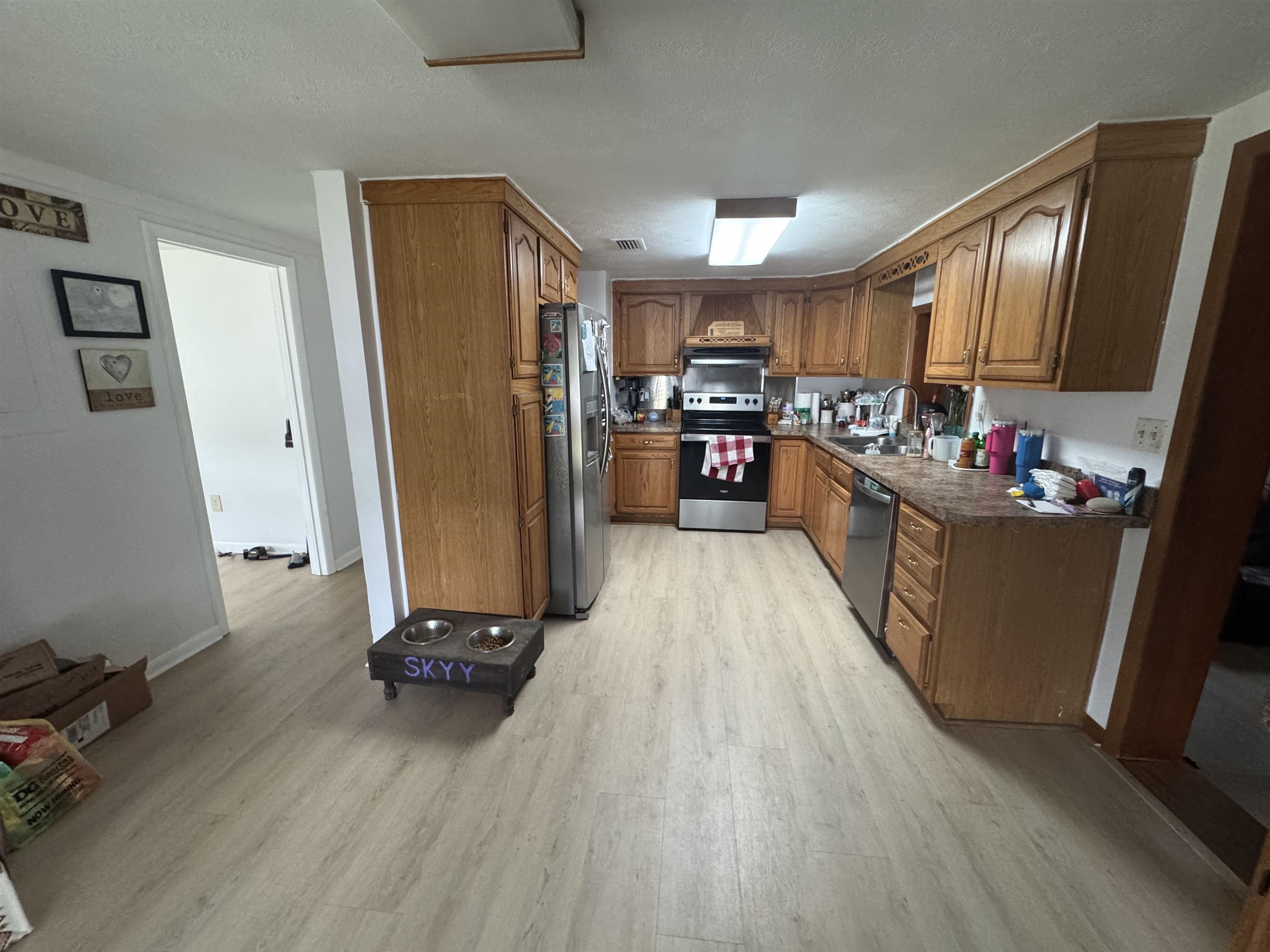 Image 9 of 17 For 5515-5517 Shad Road