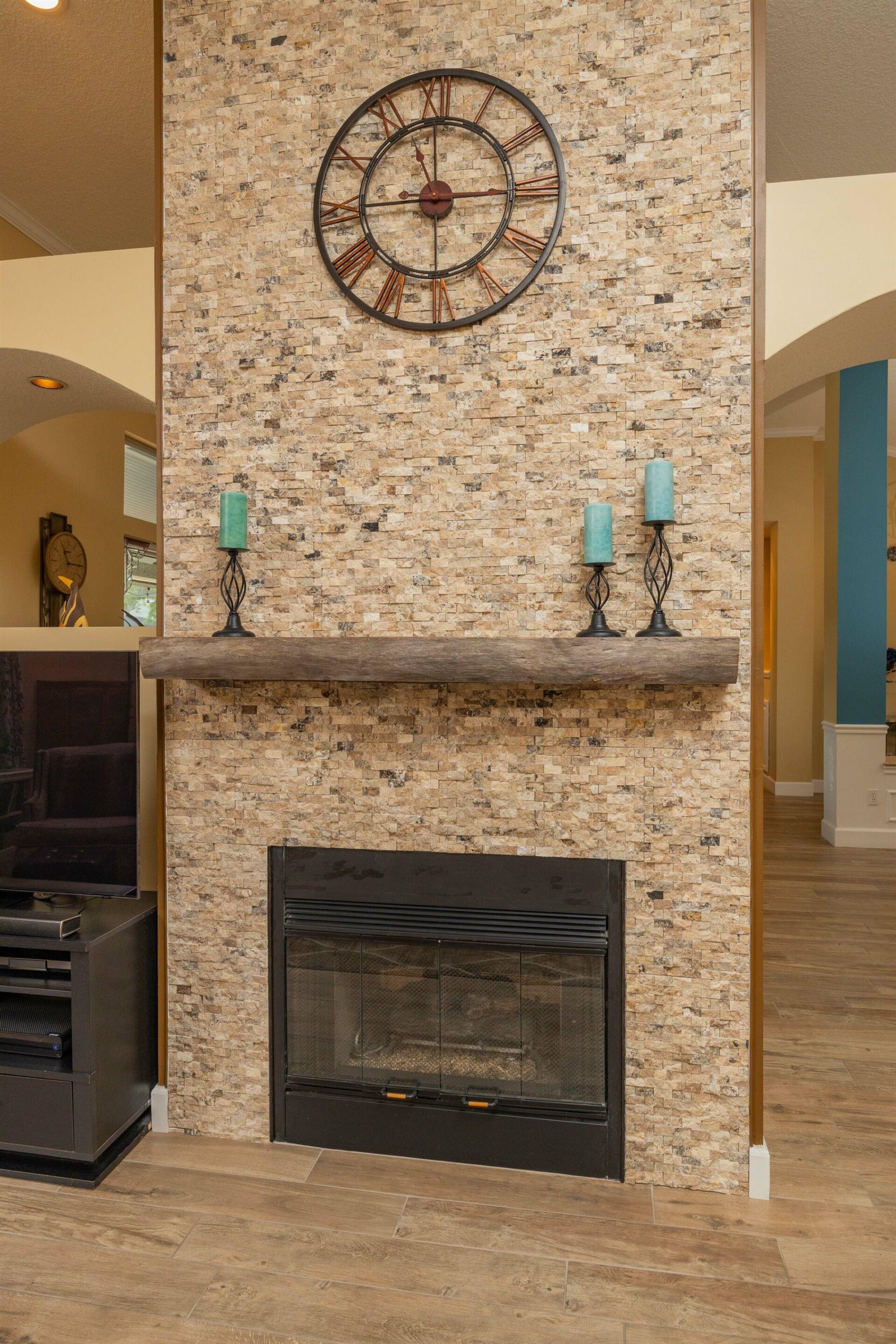 Image 15 of 60 For 845 Buckeye Lane W