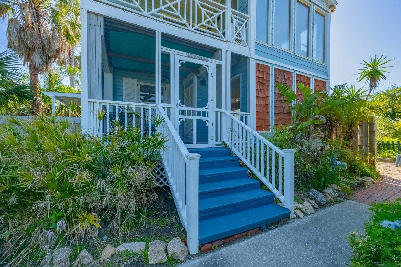 Image 39 of 80 For 232 Riberia St