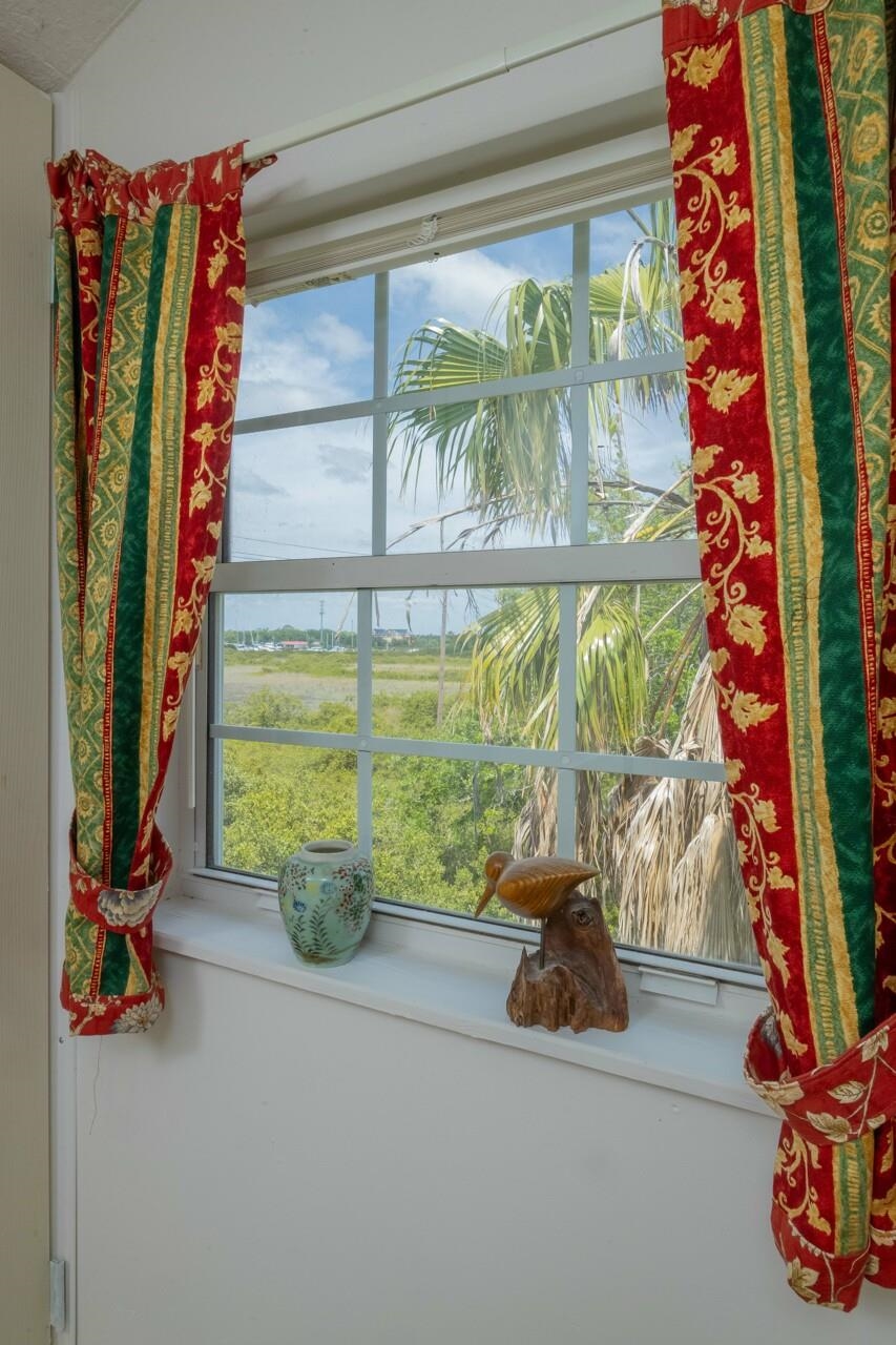 Image 30 of 74 For 232 Riberia St