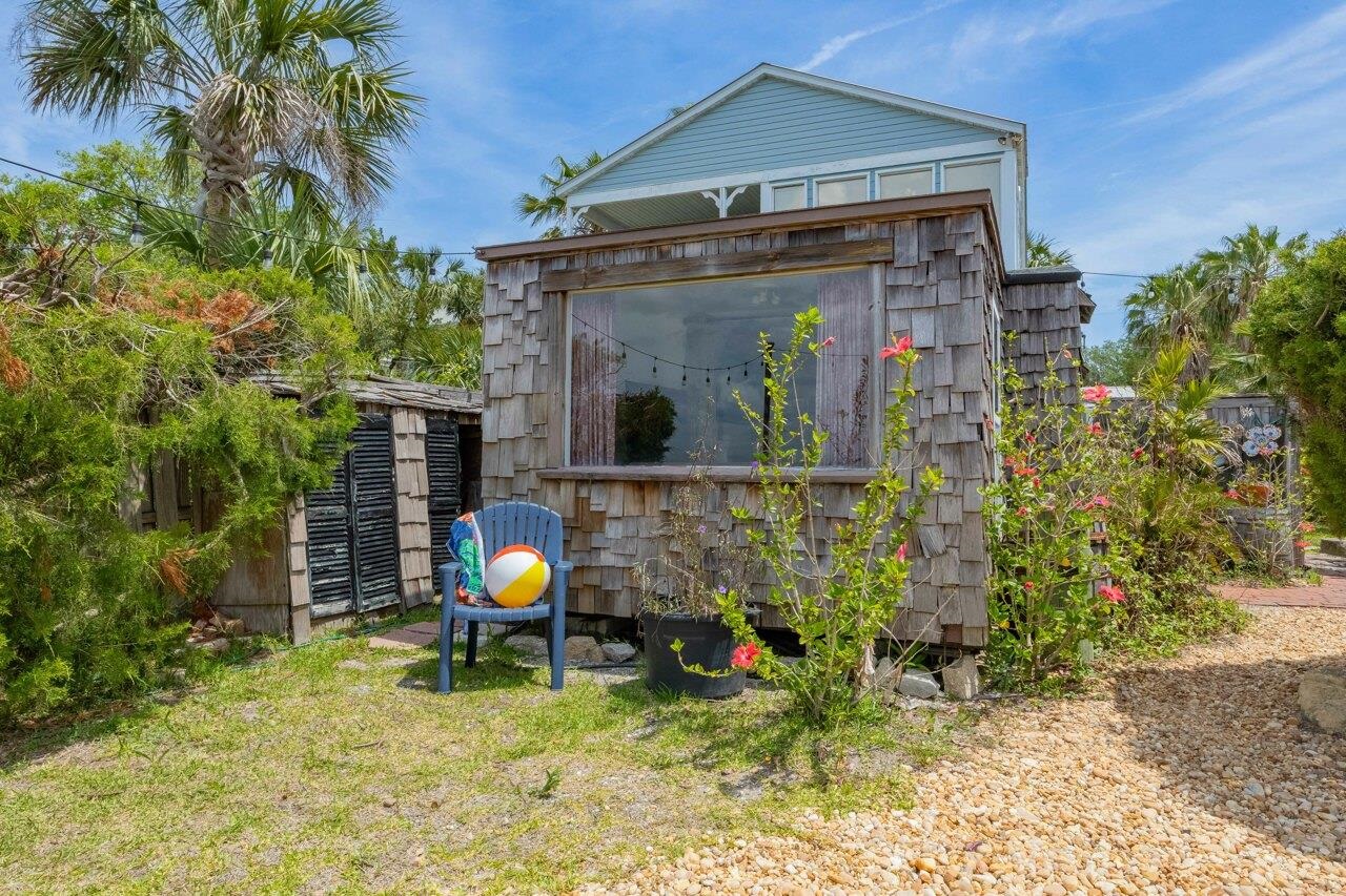 Image 58 of 74 For 232 Riberia St