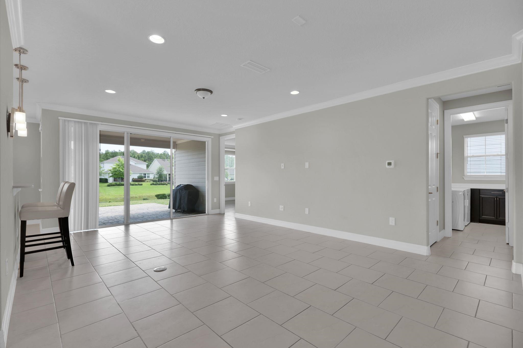 Image 11 of 54 For 164 Front Door Lane